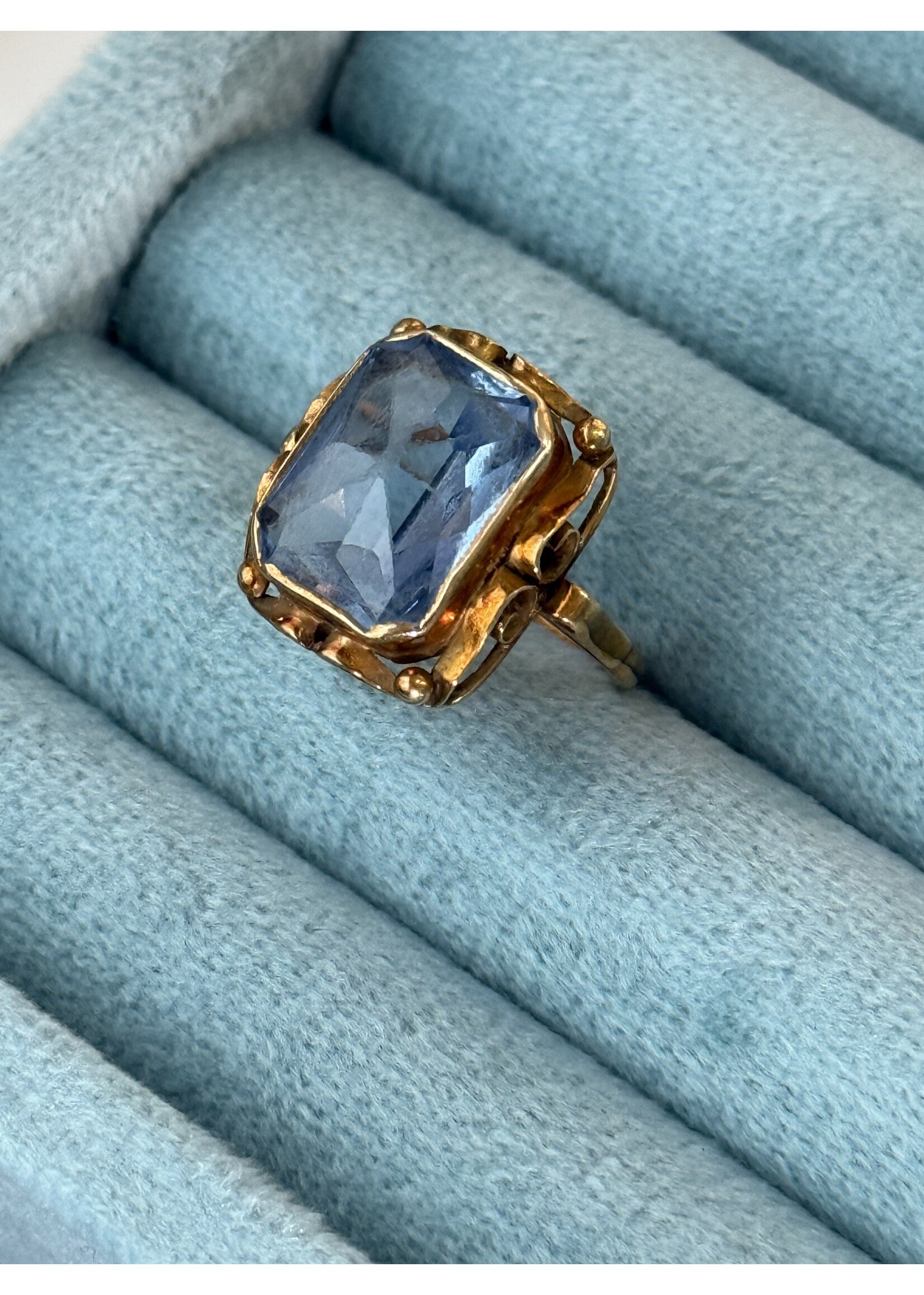 Vintage & Occasion 2022-0322