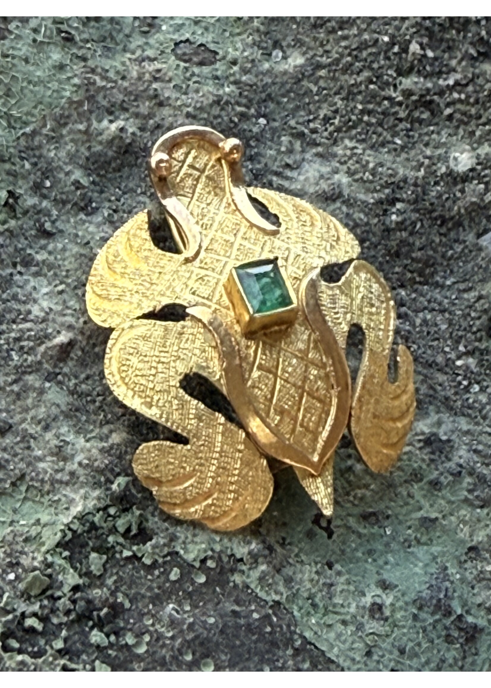 Vintage & Occasion Geelgouden broche met smaragd kikker - 18 karaat