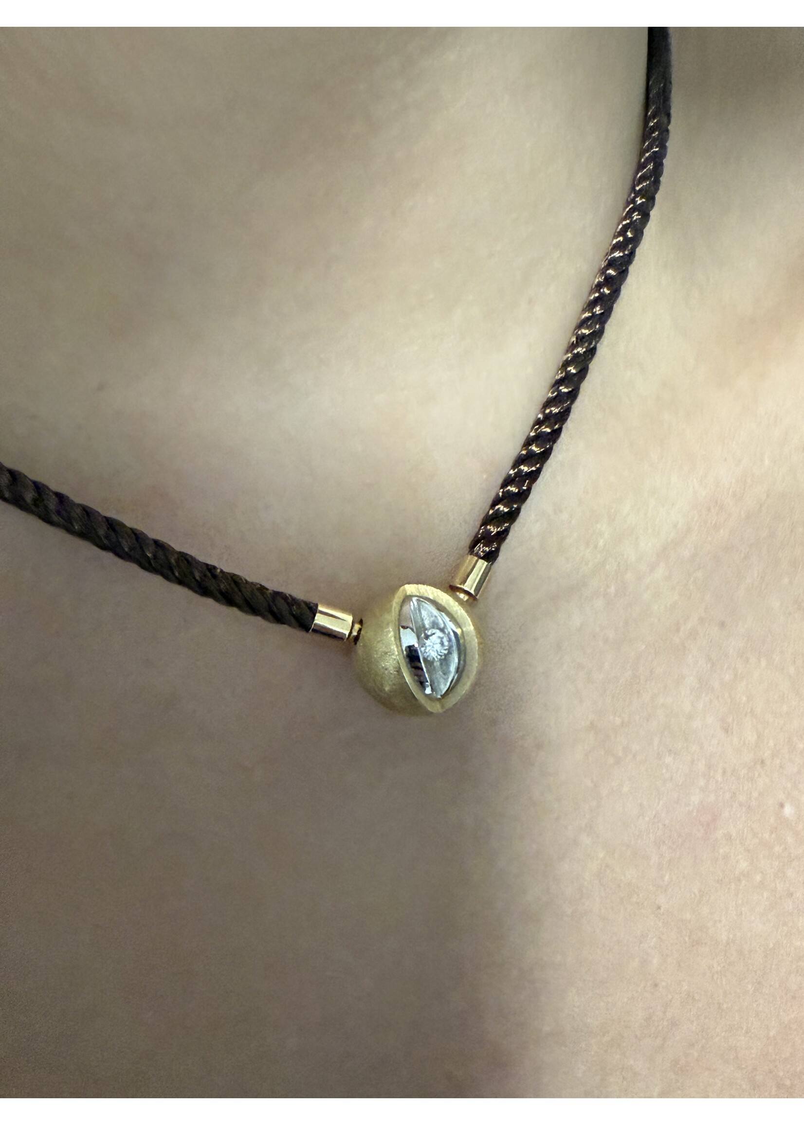 Vintage & Occasion Geelgouden collier omega met Baljon sluiting bol met briljant 0.25 ct