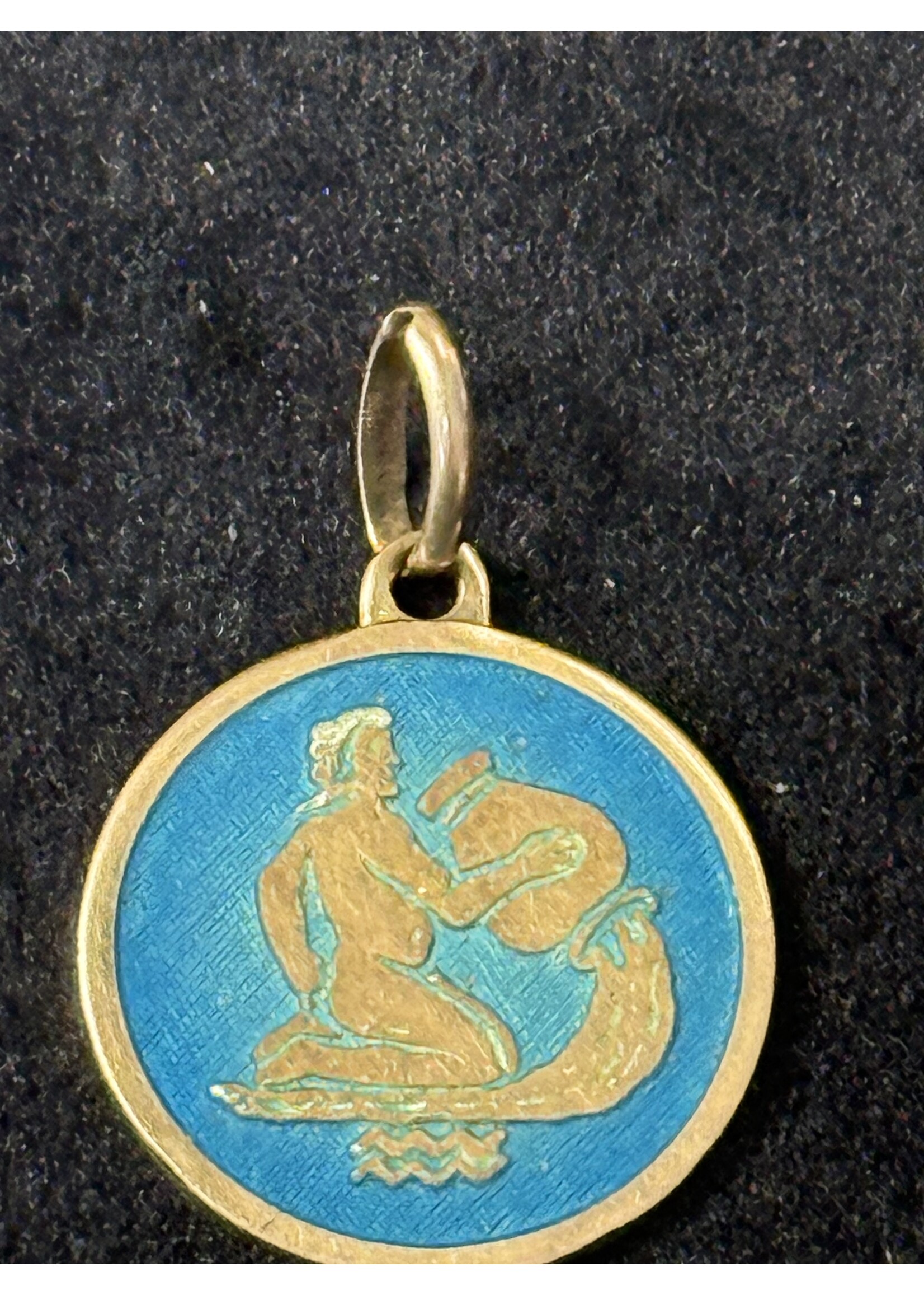 Vintage & Occasion Geelgouden vintage 14k   hanger waterman met emaille