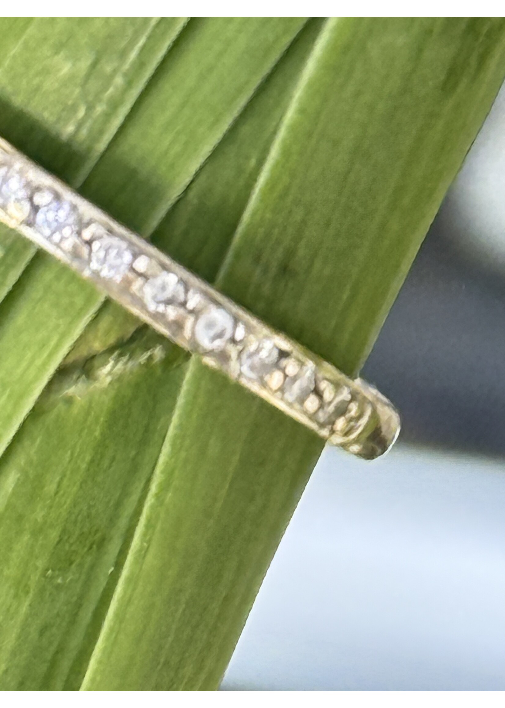Witgouden aanschuif ring met briljant