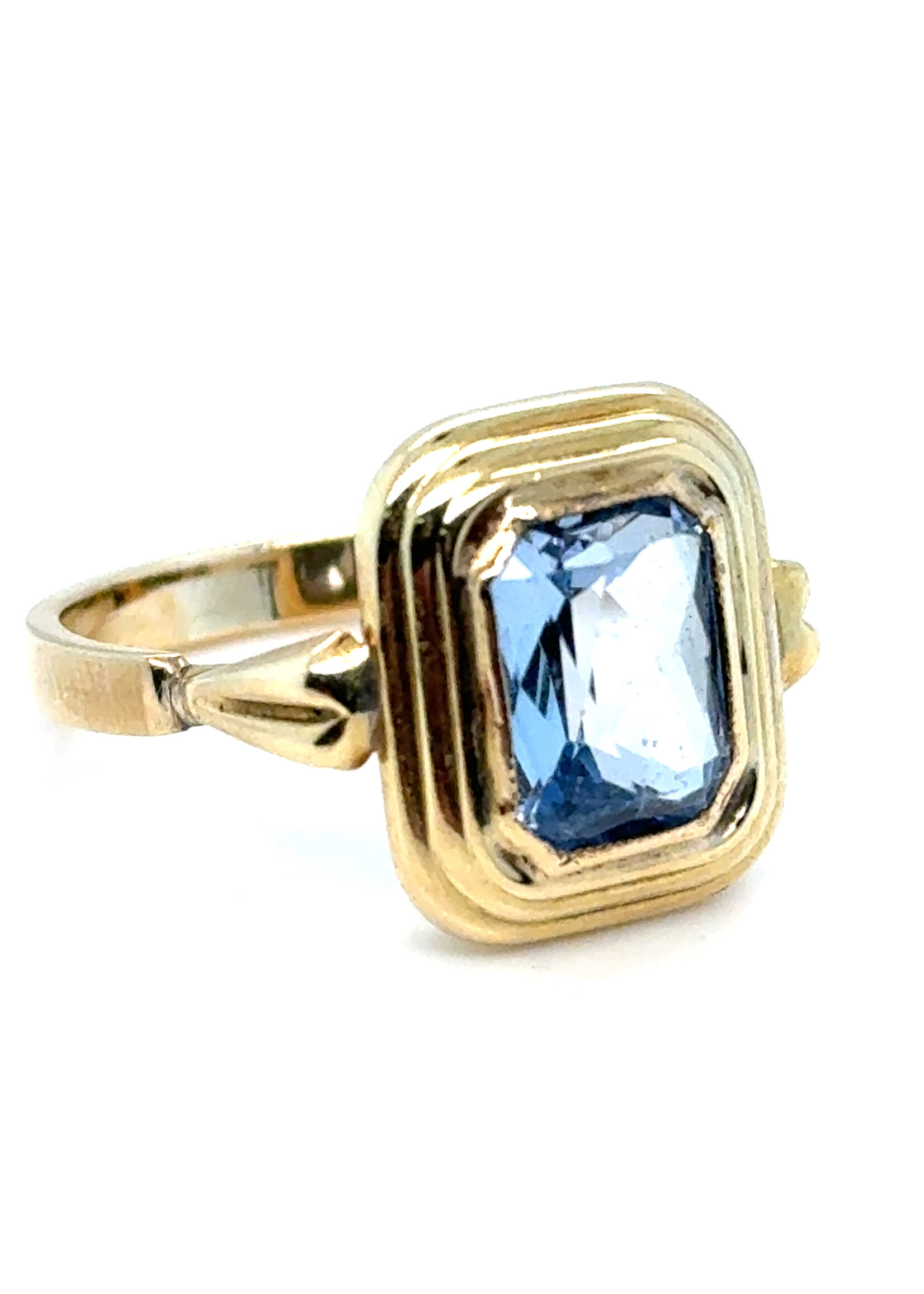Vintage & Occasion Geelgouden ring met topaas  - maat 18.75