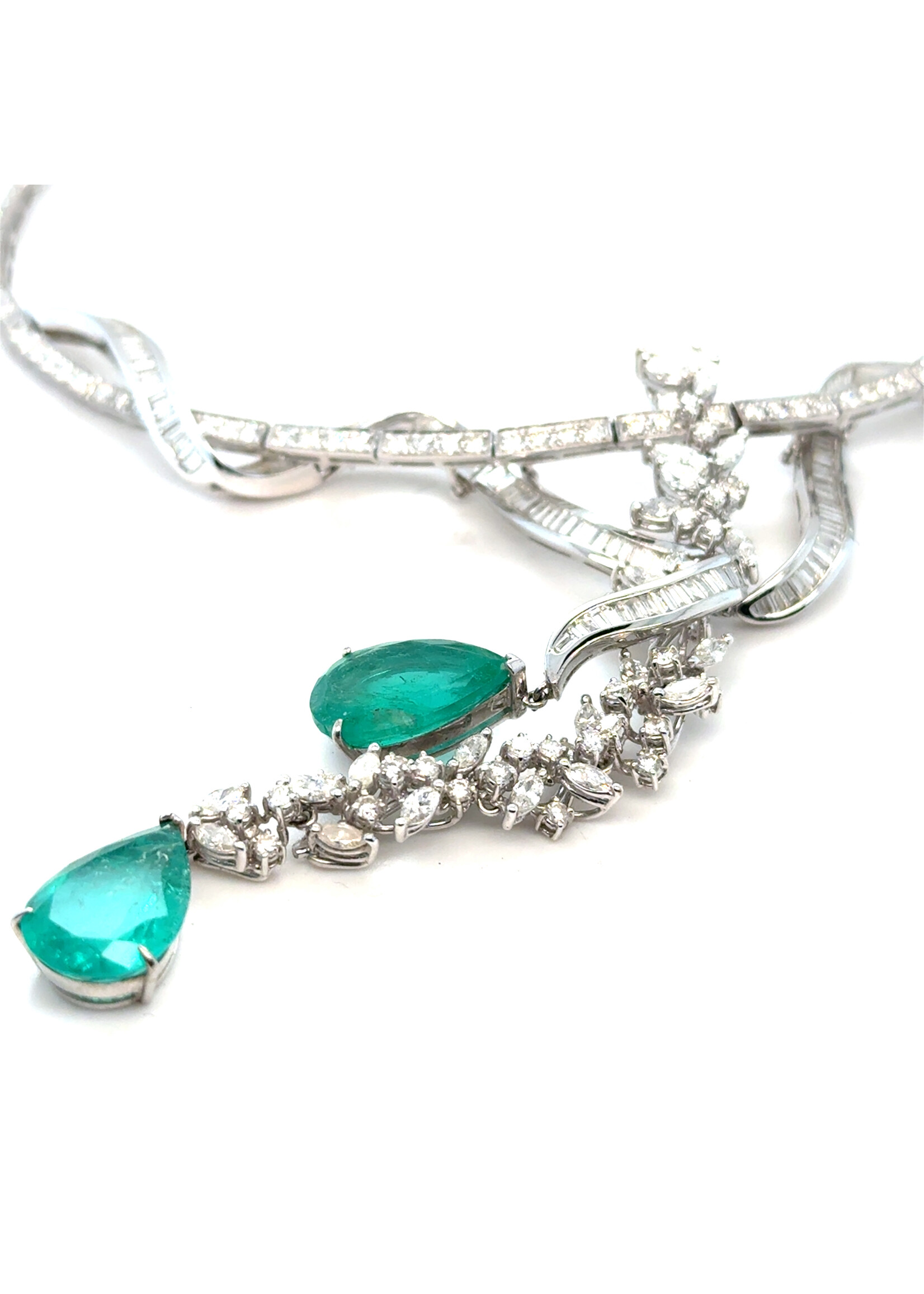Vintage & Occasion Witgouden collier met diamant en smaragd
