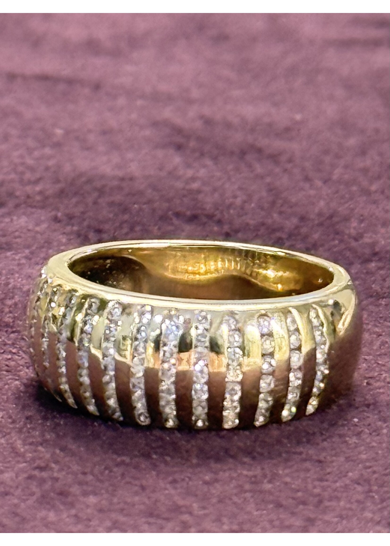 Vintage & Occasion Geelgouden 14 k ring met briljant diamant geslepen  - maat 18
