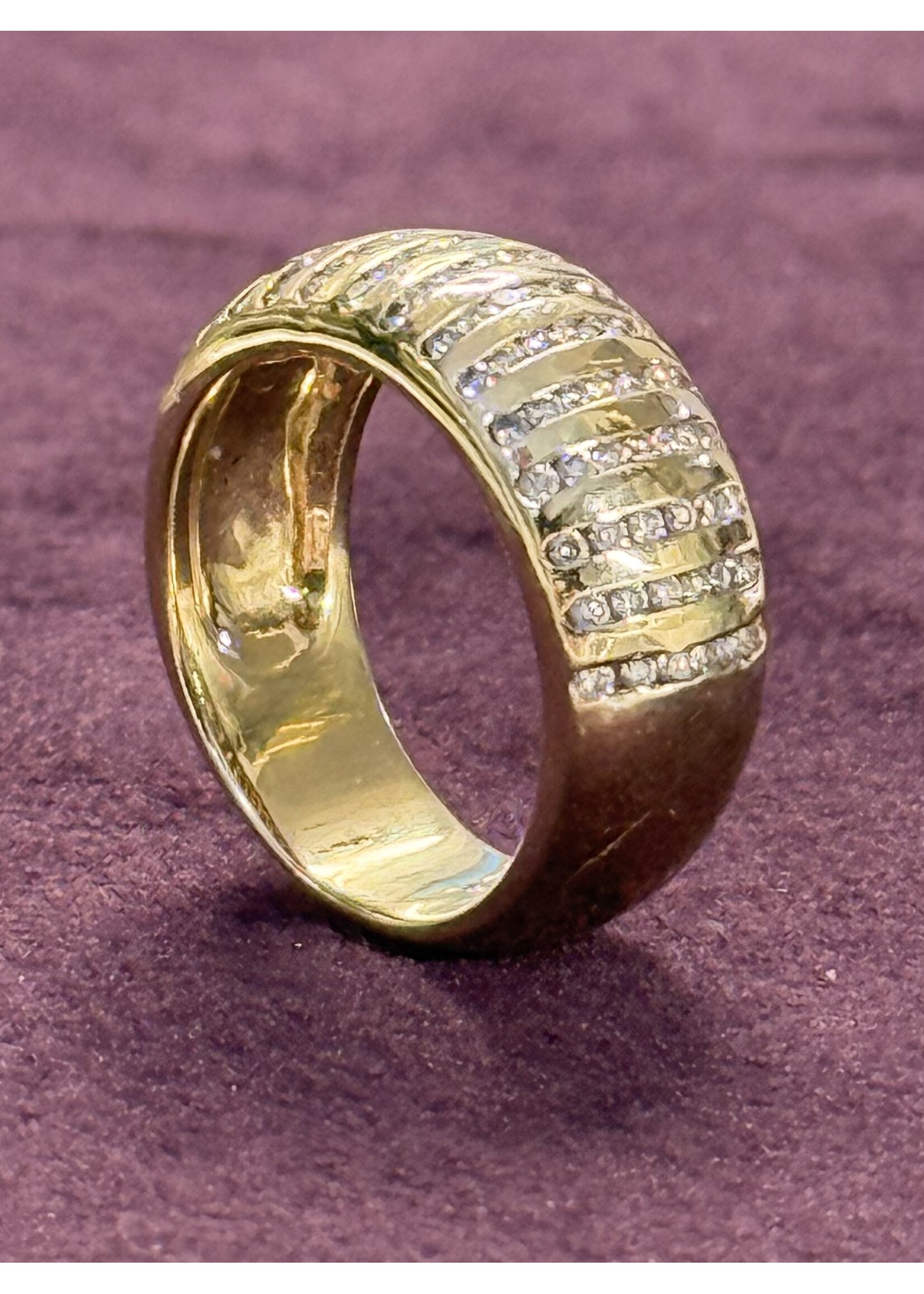 Vintage & Occasion Geelgouden 14 k ring met briljant diamant geslepen  - maat 18