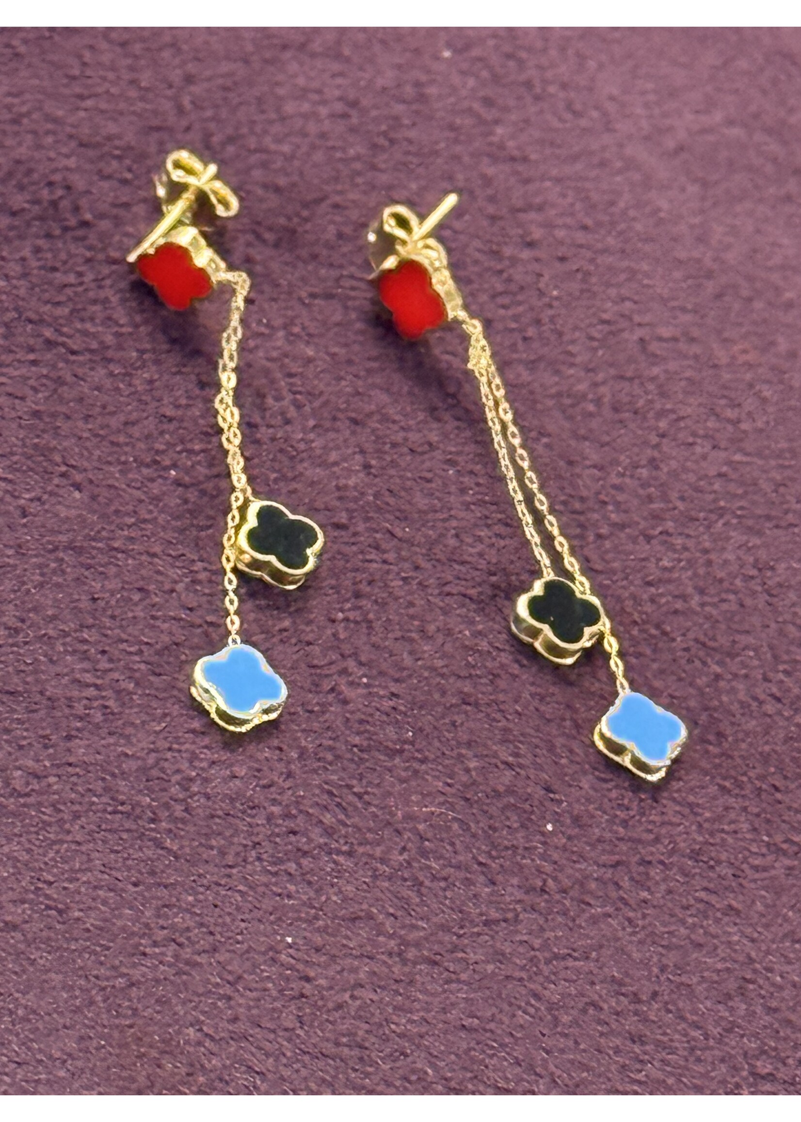 Cataleya jewels Geelgouden oorhangers 18k met emaille klavers in diverse kleuren