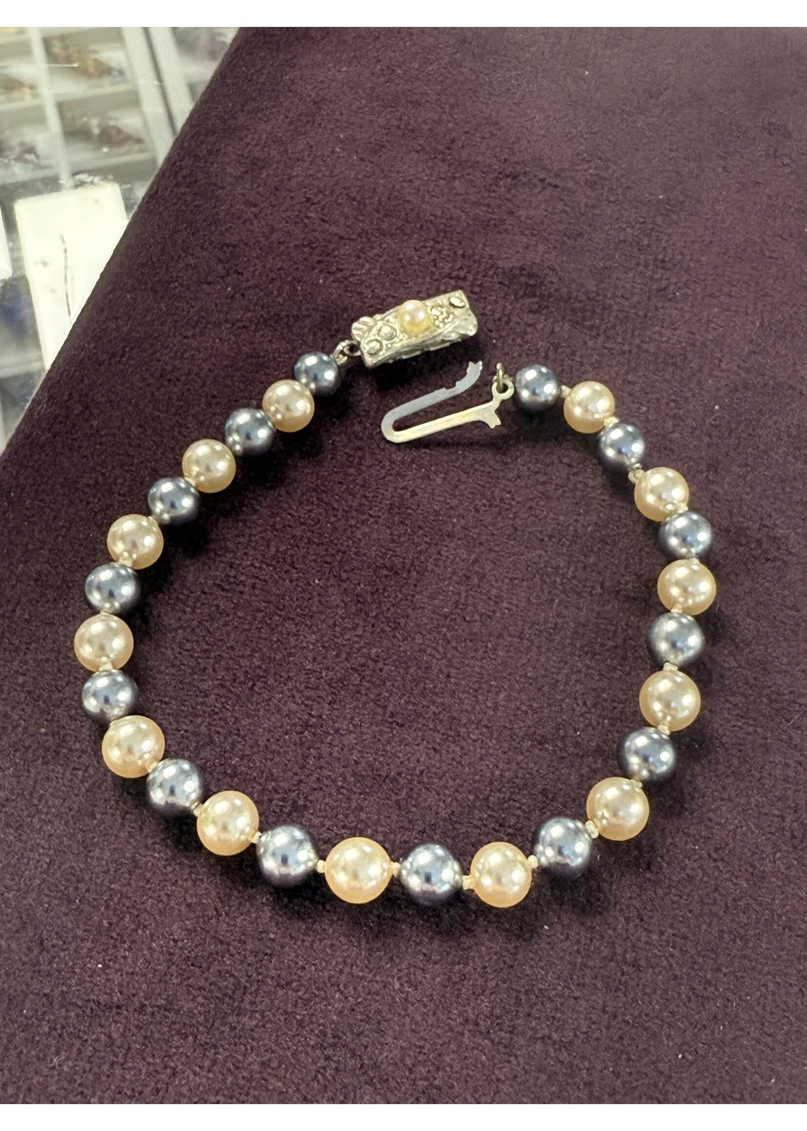Vintage & Occasion Occasion parelarmband imitatie zwart wit