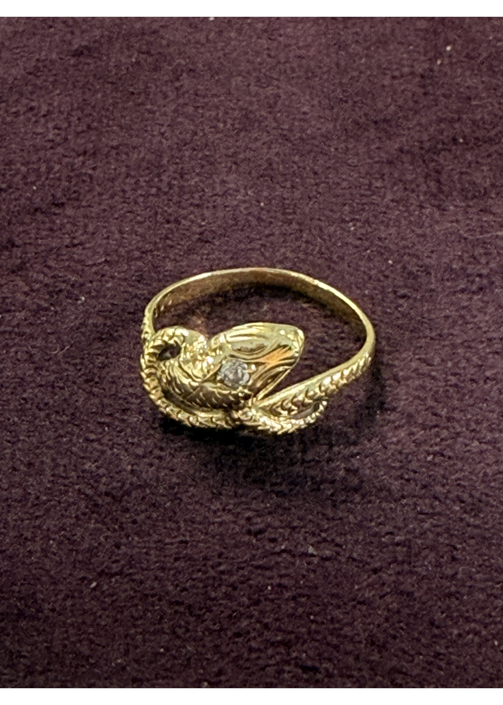 Vintage & Occasion Geelgouden 14 k ring met slang ingezet met zirkonia  - maat 19