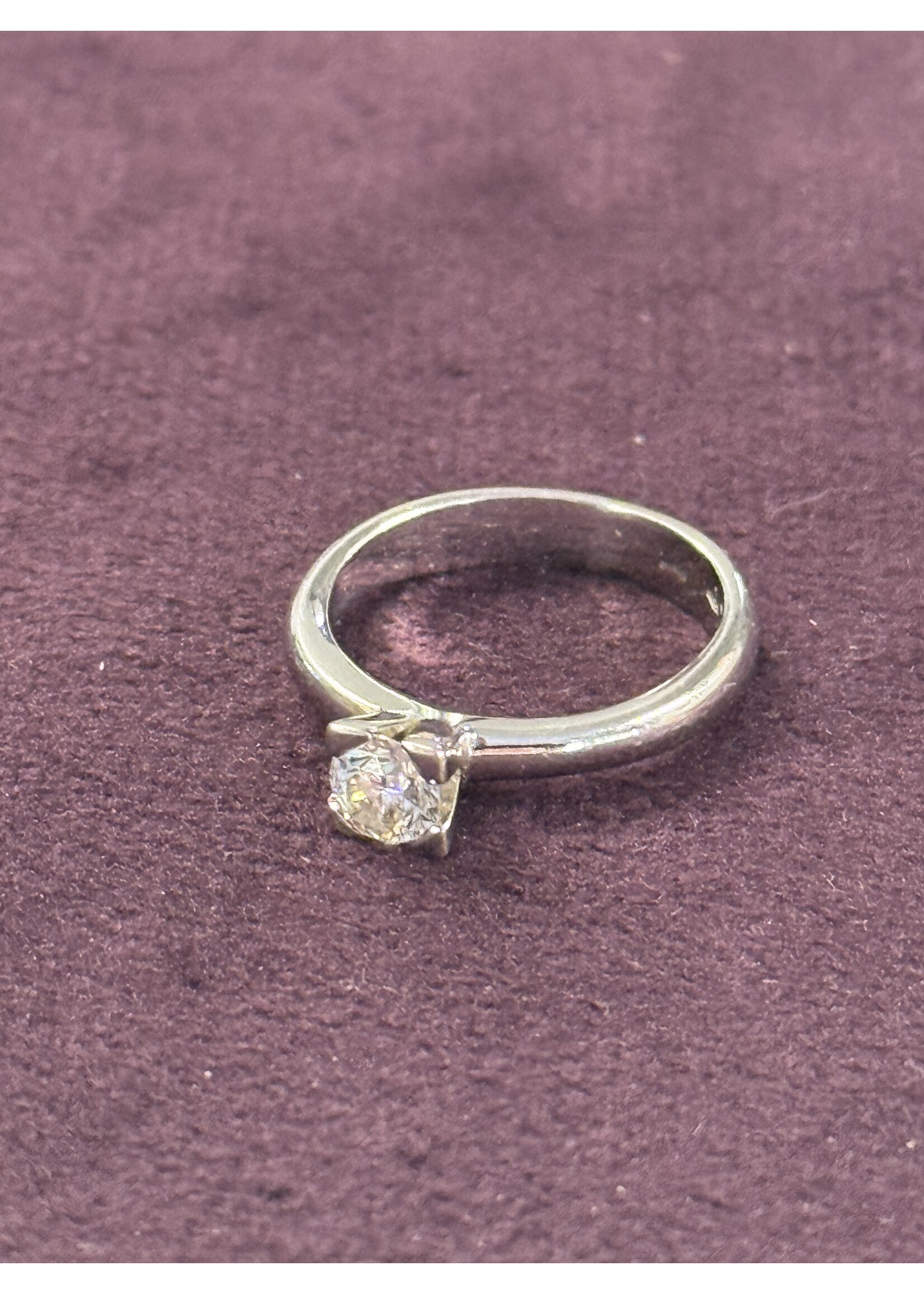Vintage & Occasion Witgouden 18 solitairring met briljant E VVS2 0.50 karaat