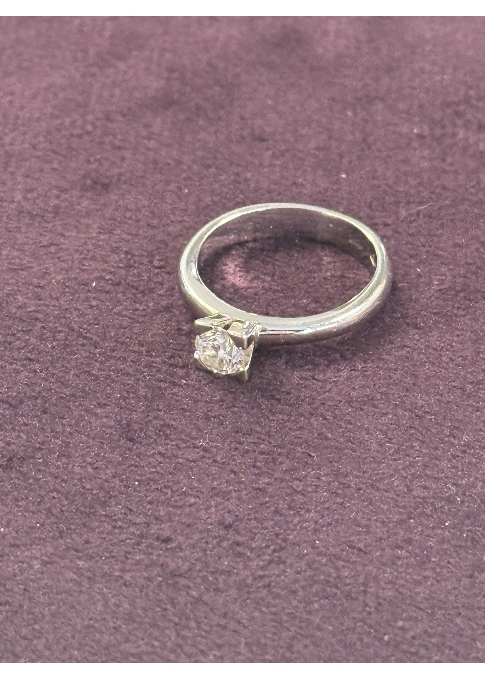 Vintage & Occasion Witgouden 18 solitairring met briljant E VVS2 0.50 karaat