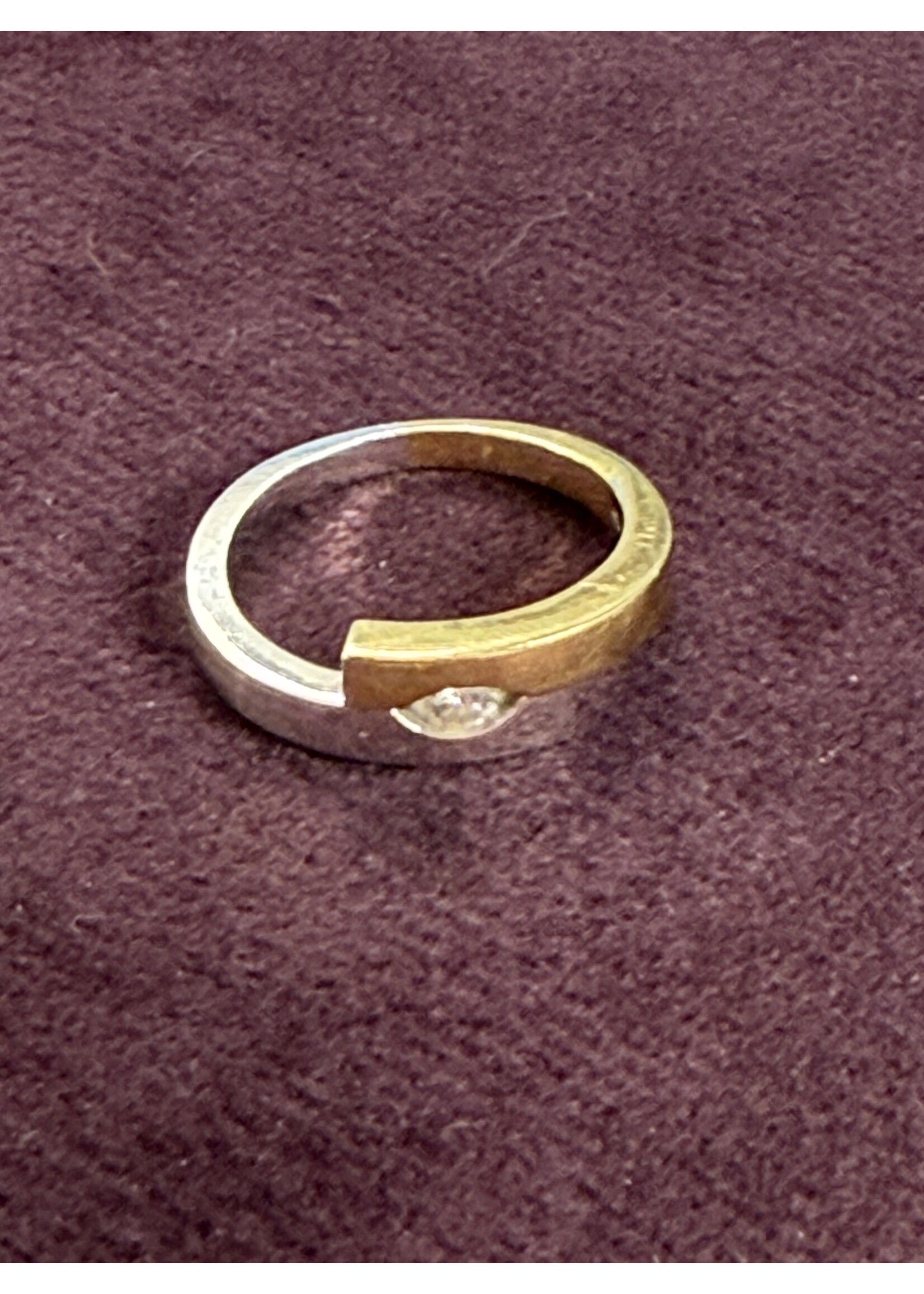 Vintage & Occasion Bicolor 14k ring met briljant 0.10ct  - maat 17