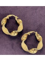 Vintage & Occasion Geelgouden wokkel oorringen met crème emaille - medium model