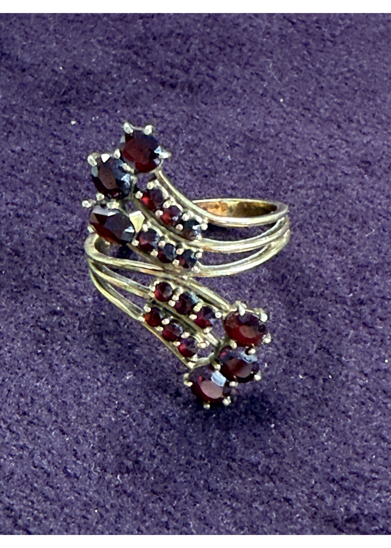 Vintage & Occasion Geelgouden ring met granaat - maat  18