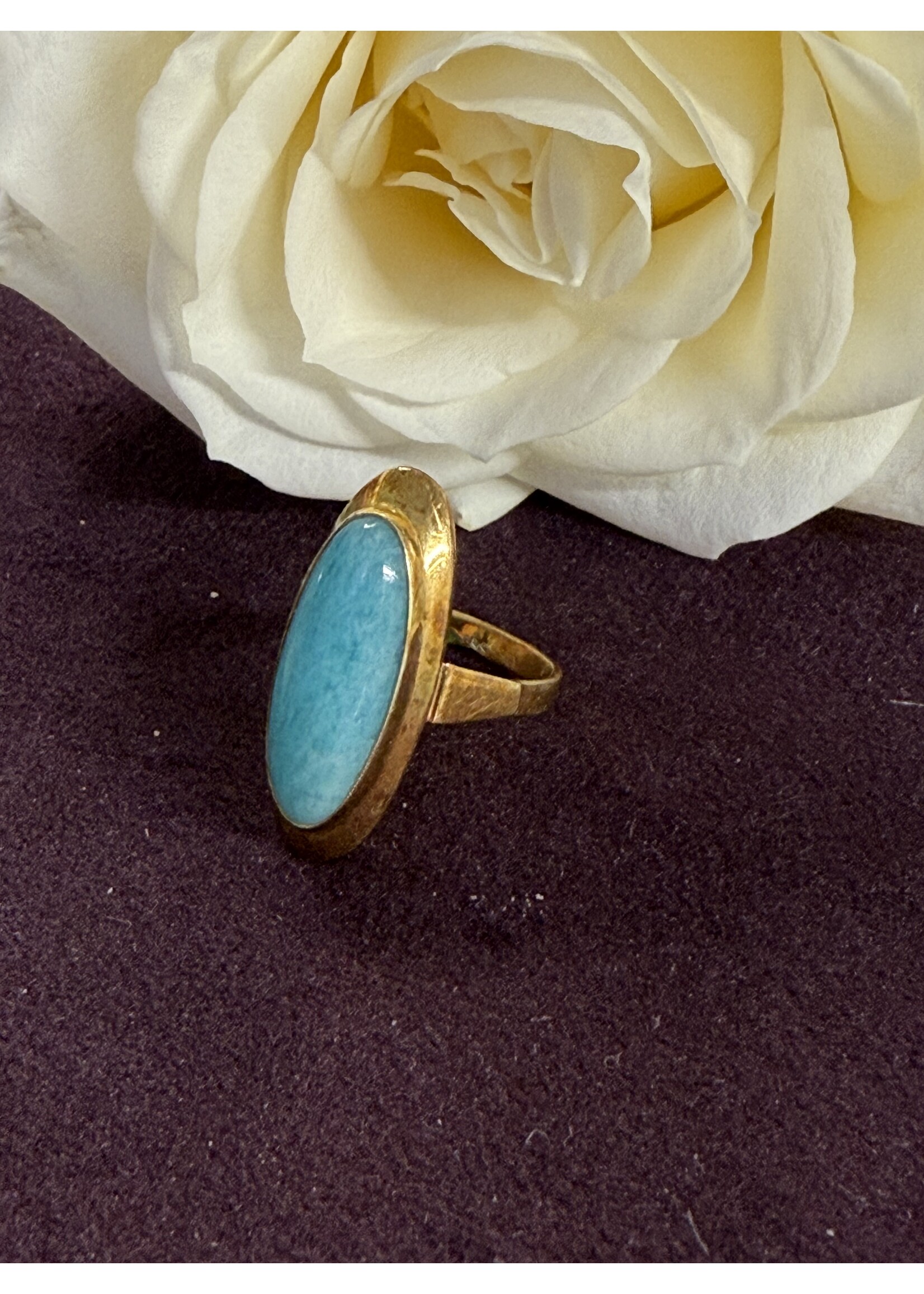 Vintage & Occasion Geelgouden 14 k ring met larimar edelsteen verstelbaar