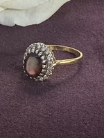 Vintage & Occasion Geelgouden ring met robijn - maat 17.5