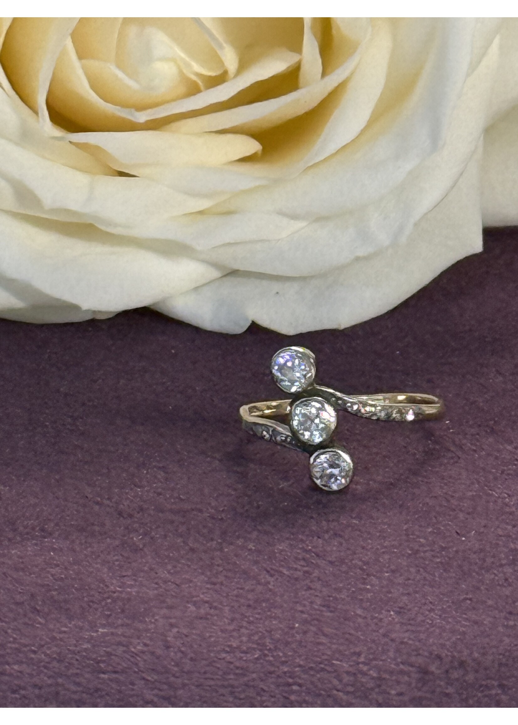 Vintage & Occasion Geelgouden ring met briljant - maat 17,5