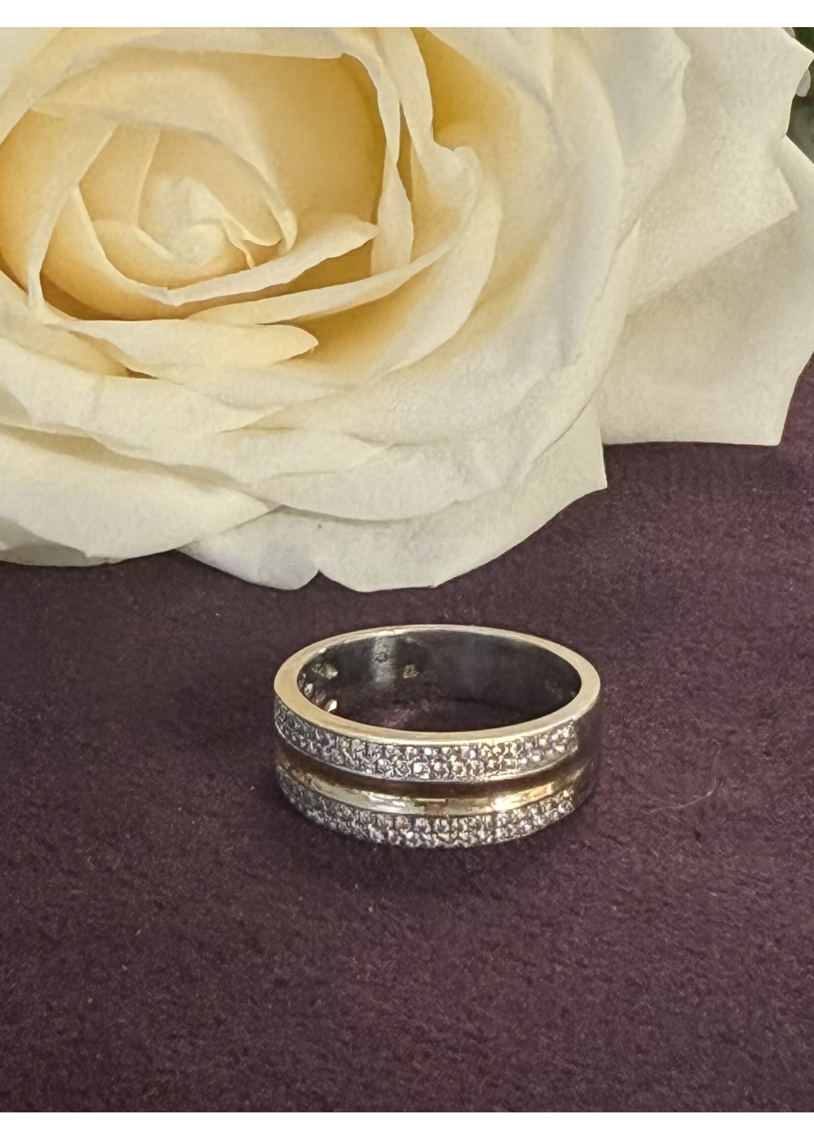 Vintage & Occasion Bicolor gouden ring met gave  briljant - maat 18.5