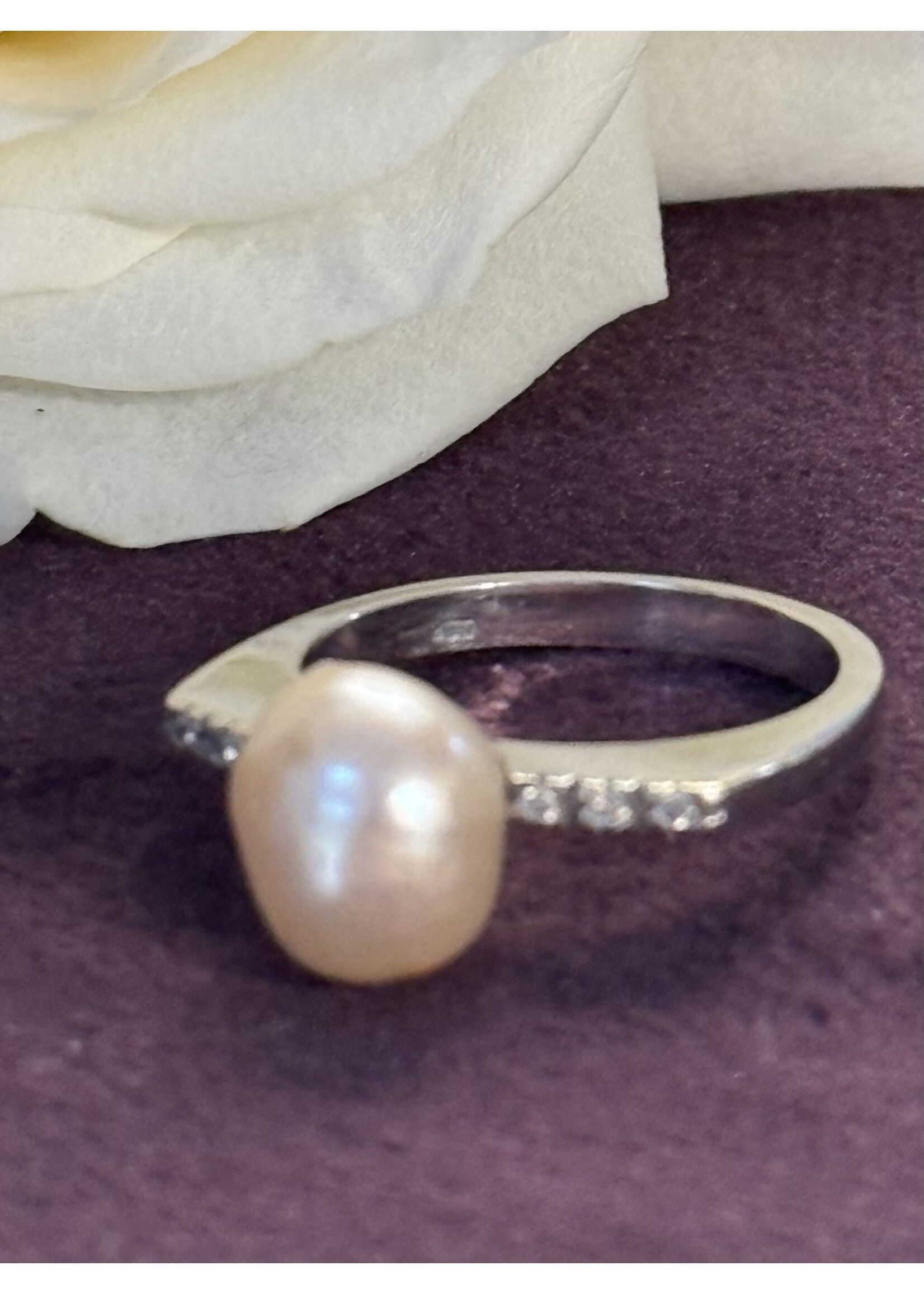 Vintage & Occasion Witgouden ring met parel en briljant 0.70 ct  - maat 18