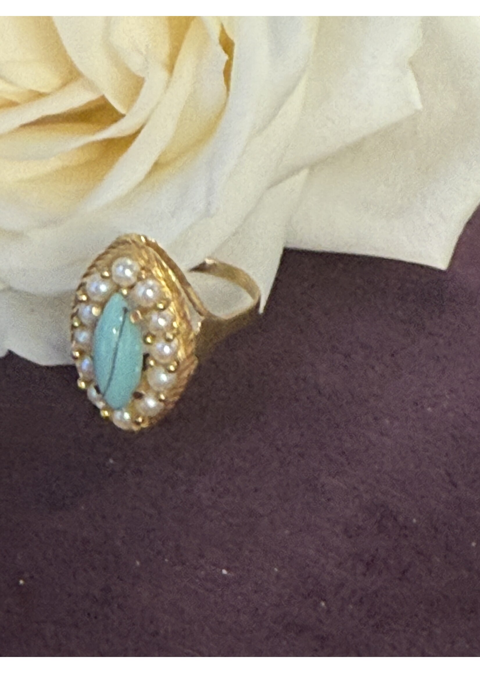 Vintage & Occasion Geelgouden  vintage ring met parels en turkoois - maat 17.5