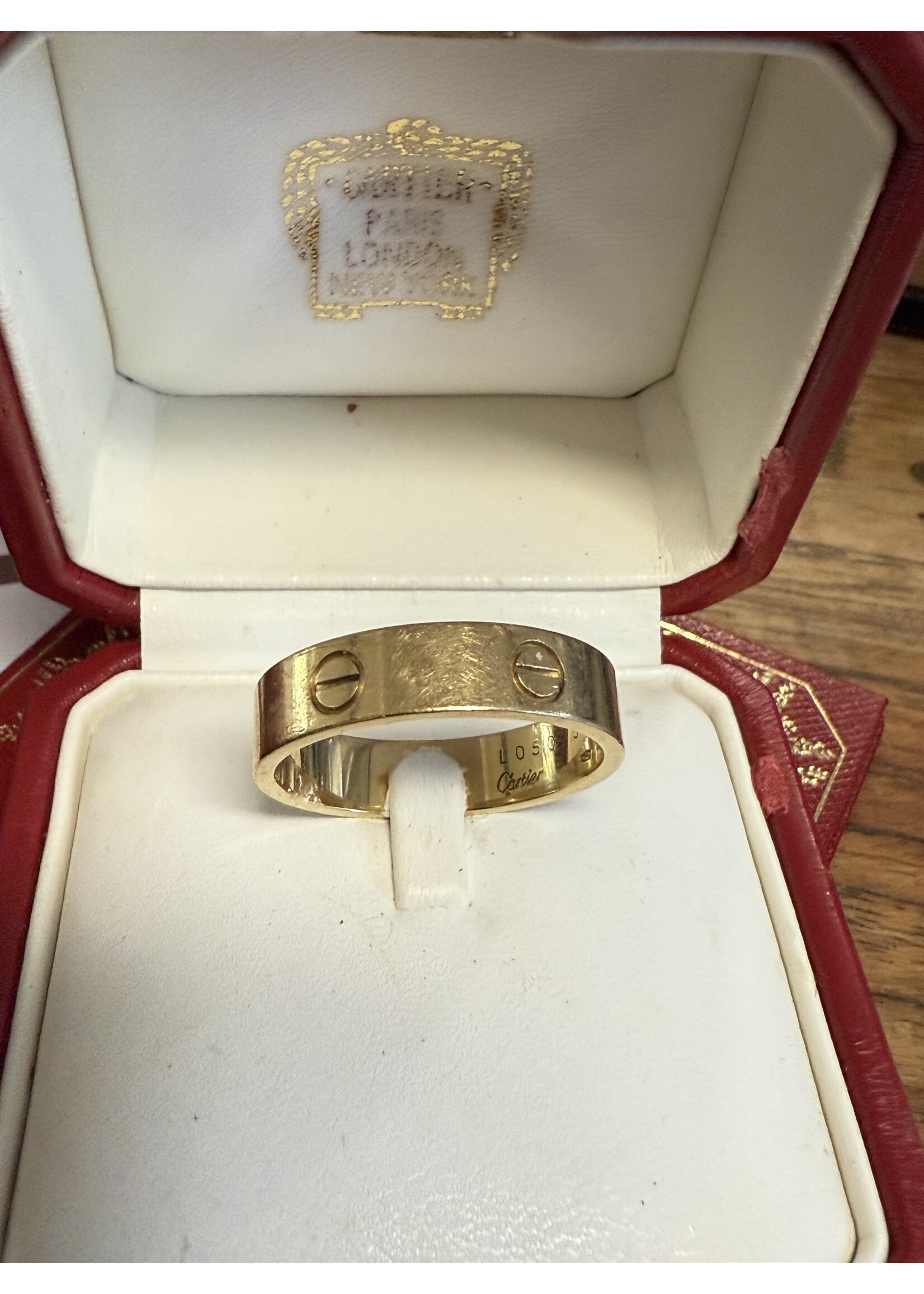 Vintage & Occasion Geelgouden Cartier ring love model - maat 70 /22