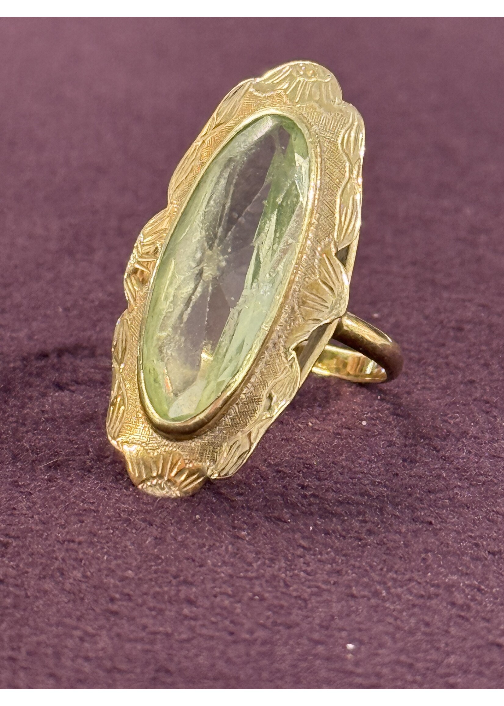 Vintage & Occasion Geelgouden ring met groene edelsteen - maat 16.5