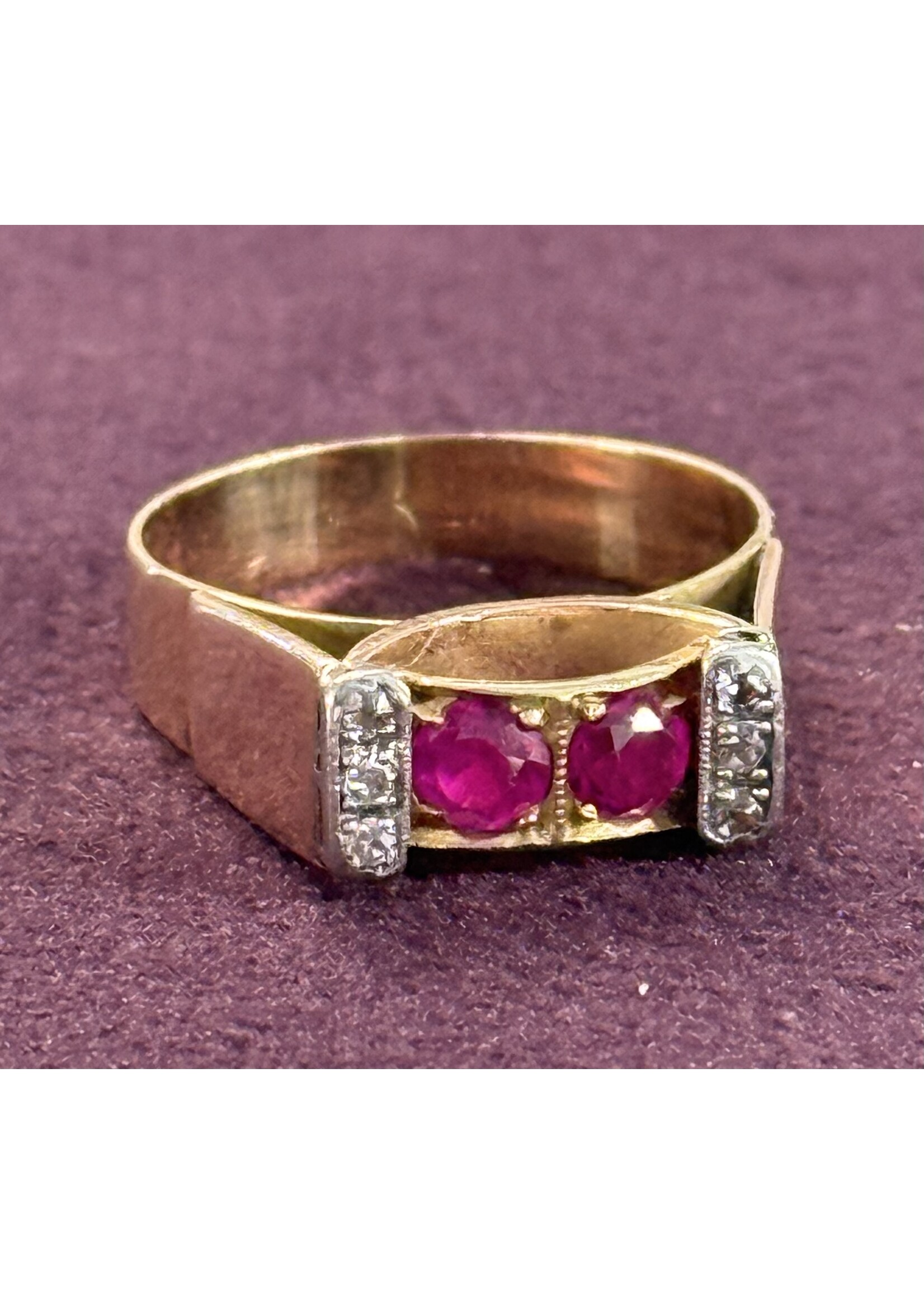 Vintage & Occasion Vintage ring met robijn en diamant - maat 18