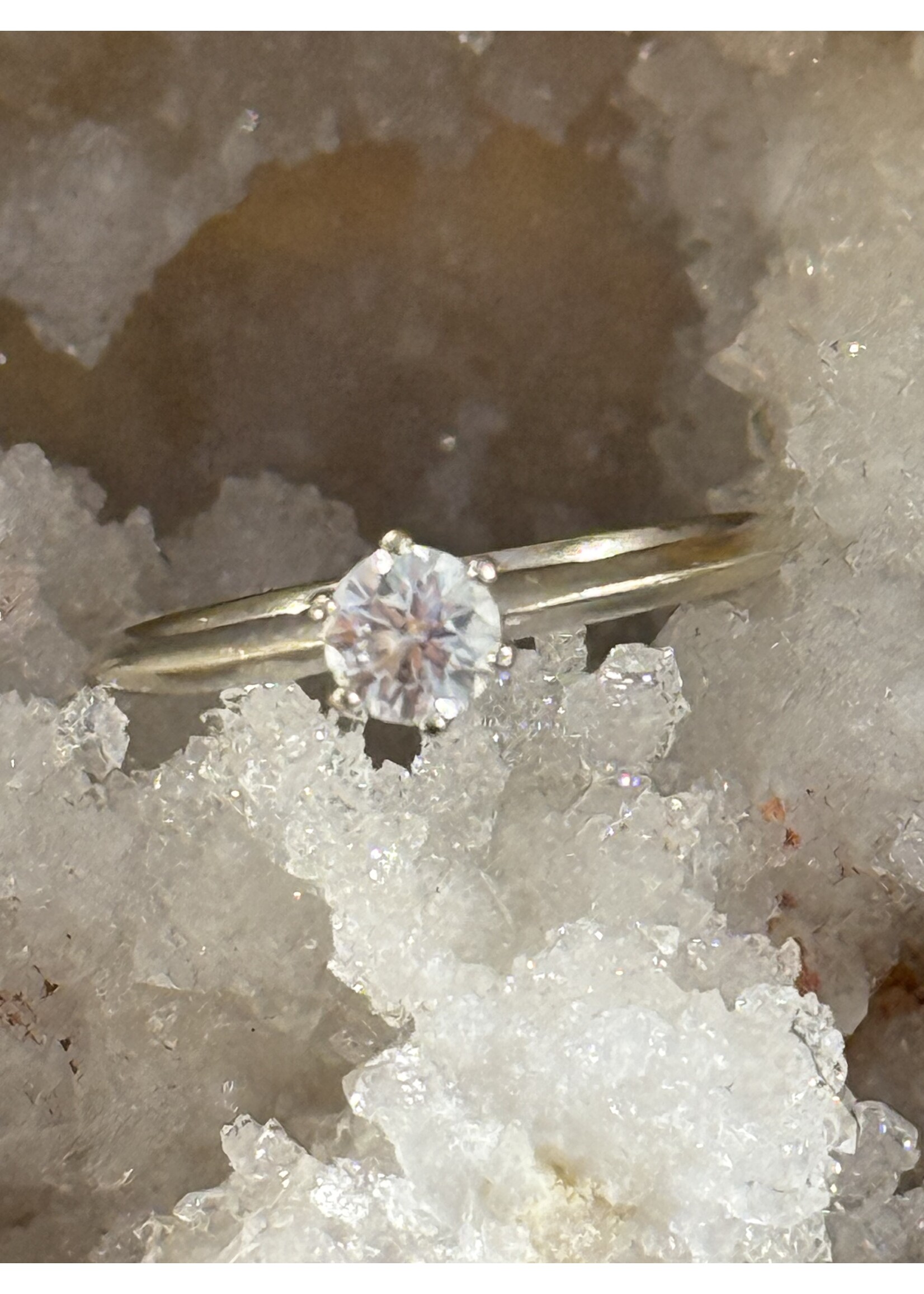 Vintage & Occasion Diamond point witgouden solitair ring  0.40 ct - maat 17