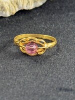 Vintage & Occasion Geelgouden 18k  kinderring met roze kraaltje - maat 13,5