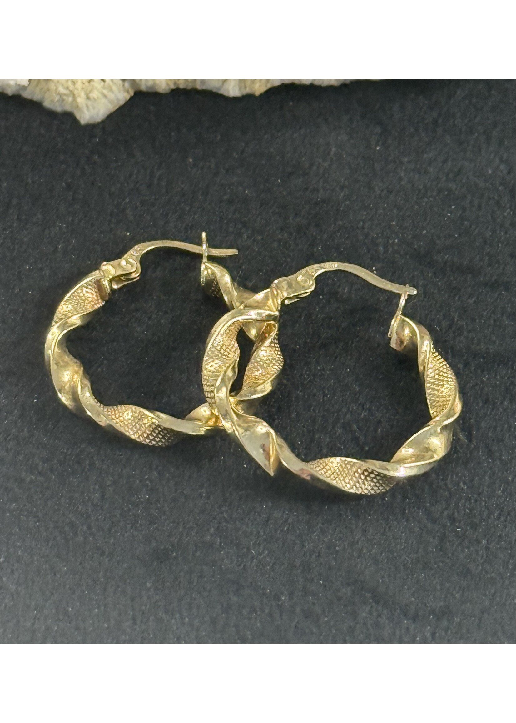 Cataleya jewels Geelgouden 14k  oorringen wokkel 20 mm doorsnee