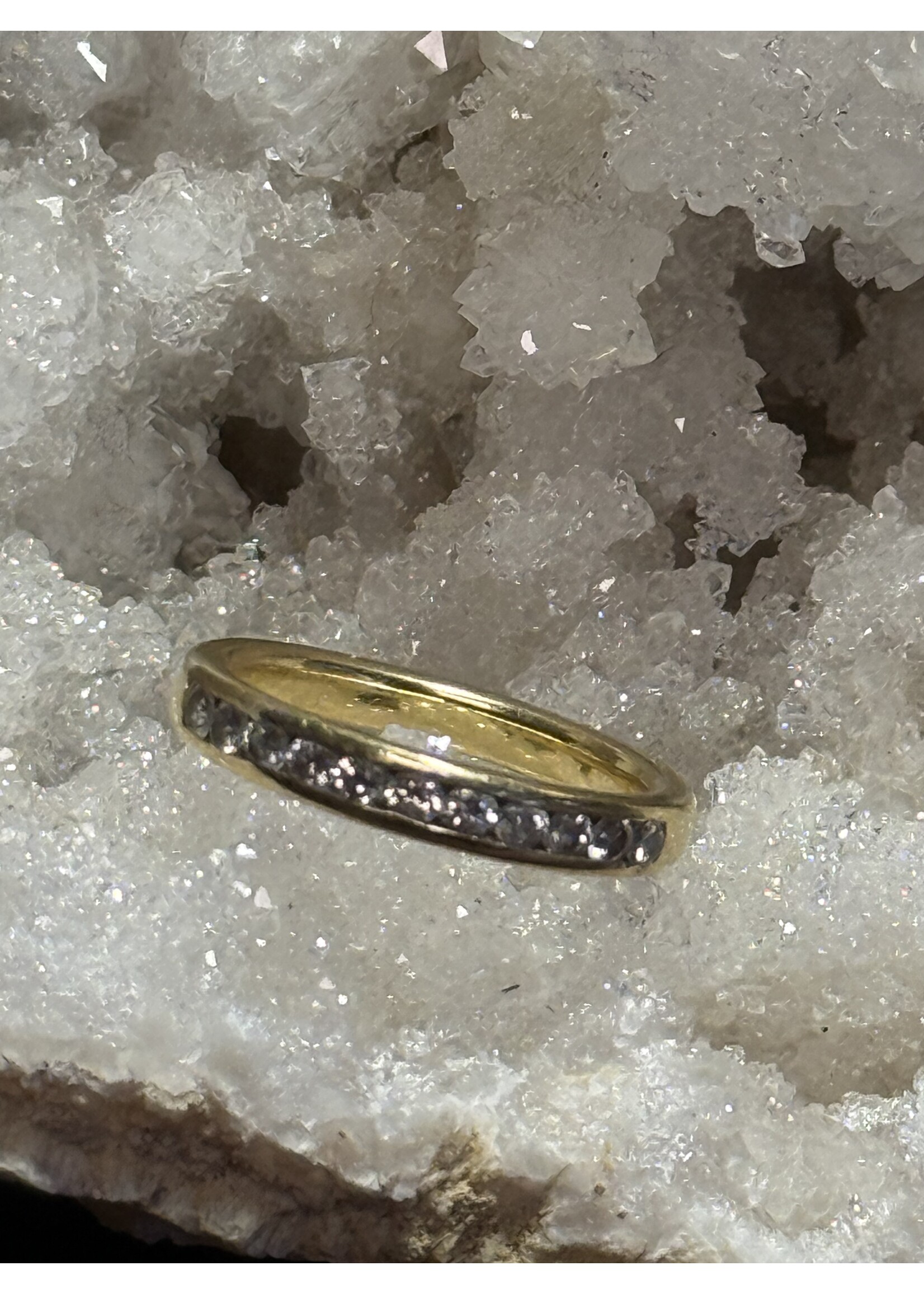 Vintage & Occasion Geelgouden Aanschuifring met Briljant – Maat 15.75 | 14 Karaat