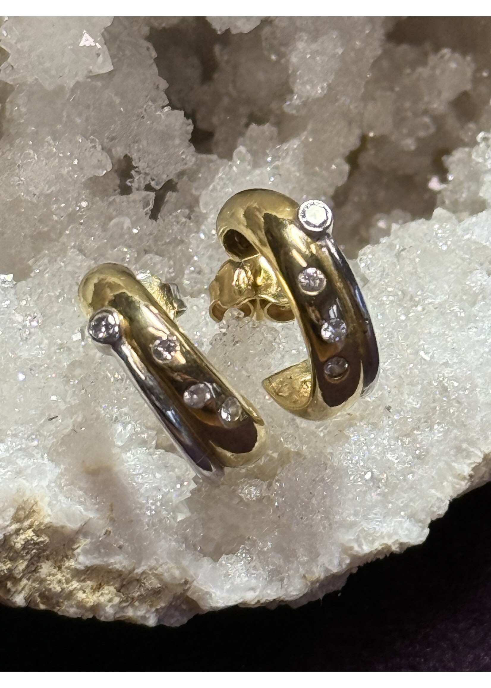 Vintage & Occasion Bicolor gouden oorbellen met briljant