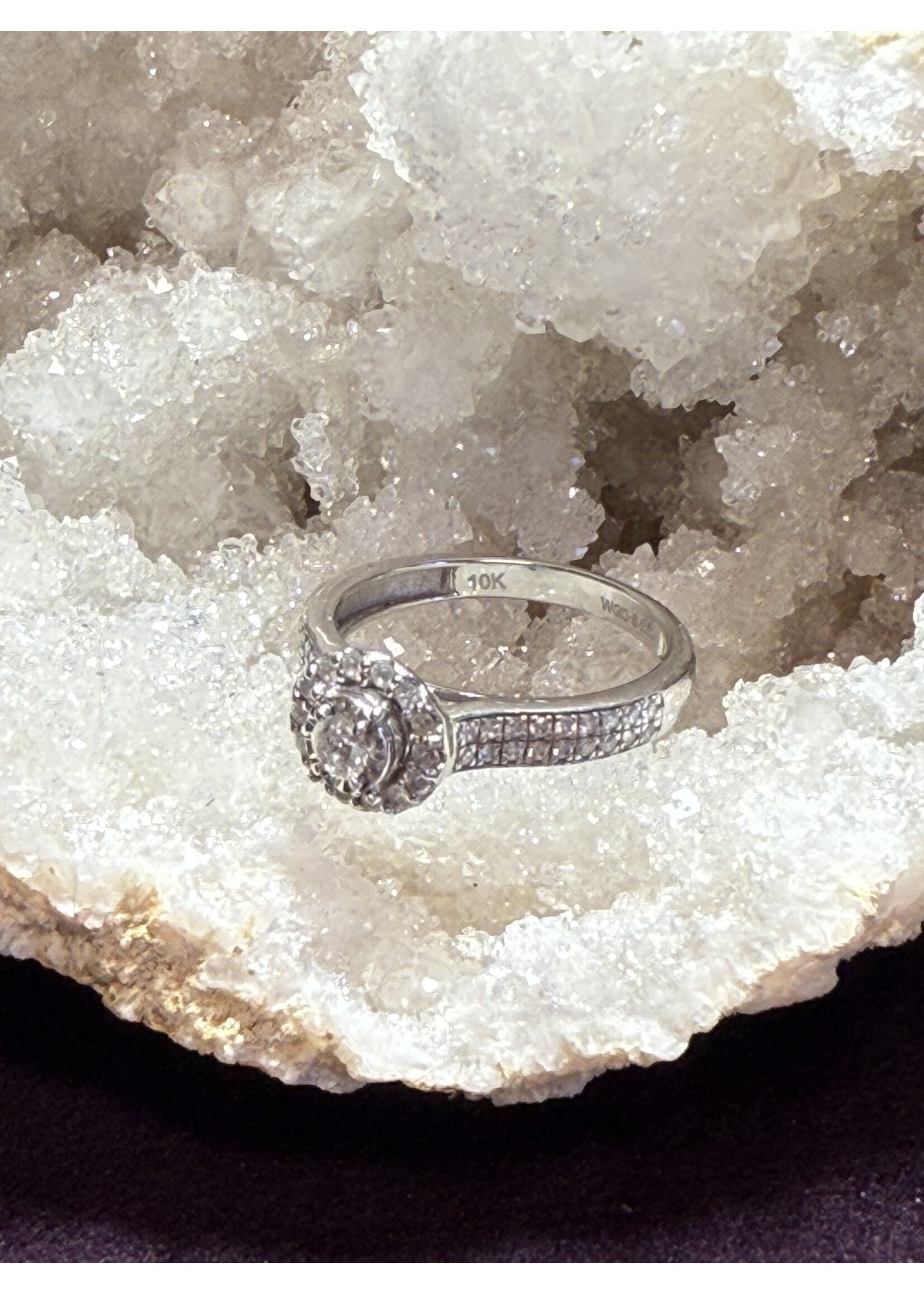 Vintage & Occasion Witgouden 10 Karaat Ring met 0.50 ct Briljant – Maat 17.5