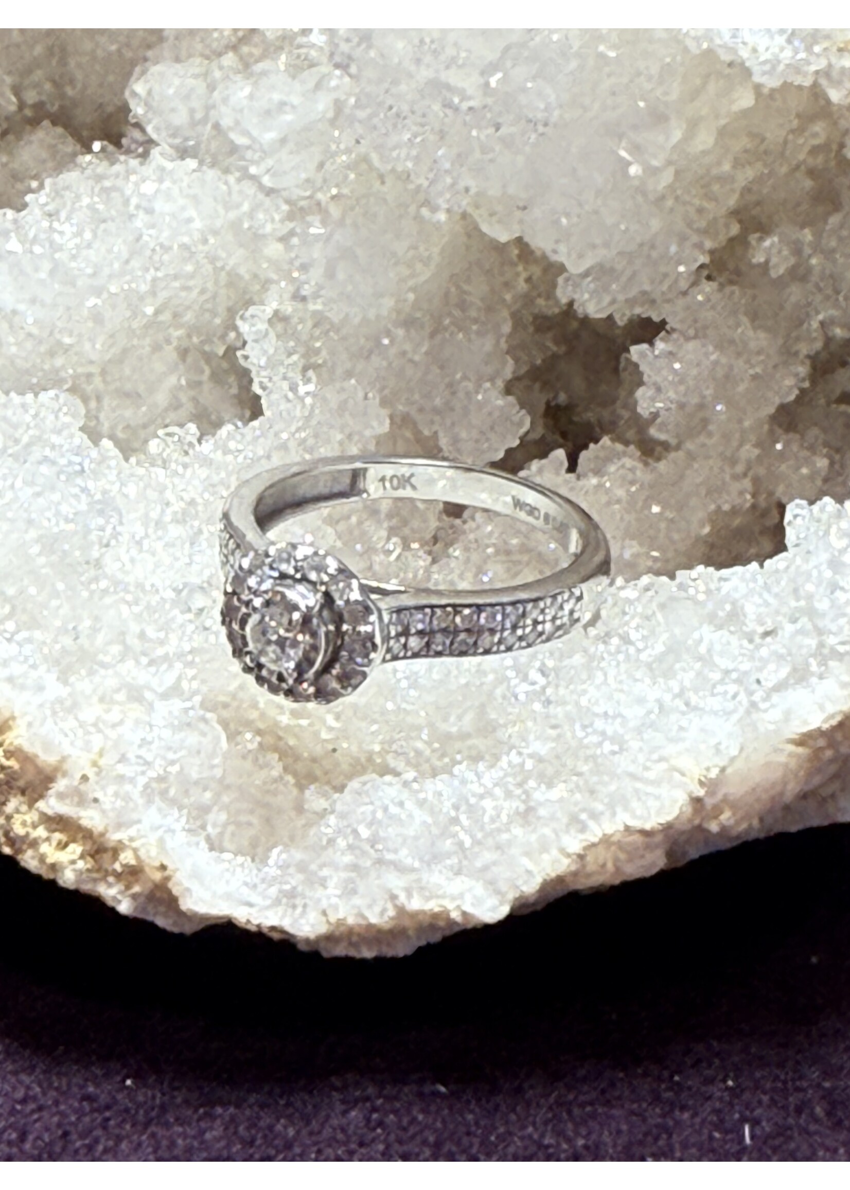 Vintage & Occasion Witgouden 10 Karaat Ring met 0.50 ct Briljant – Maat 17.5