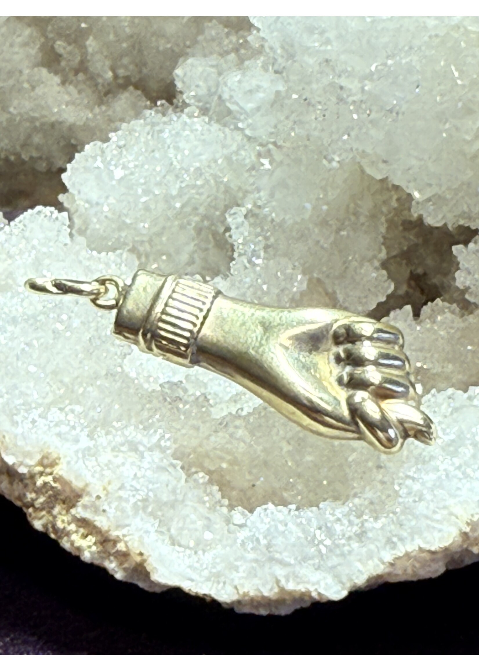 Vintage & Occasion Geelgouden 14 Karaat Vintage Vuist Hanger | Uniek & Stoer Sieraad