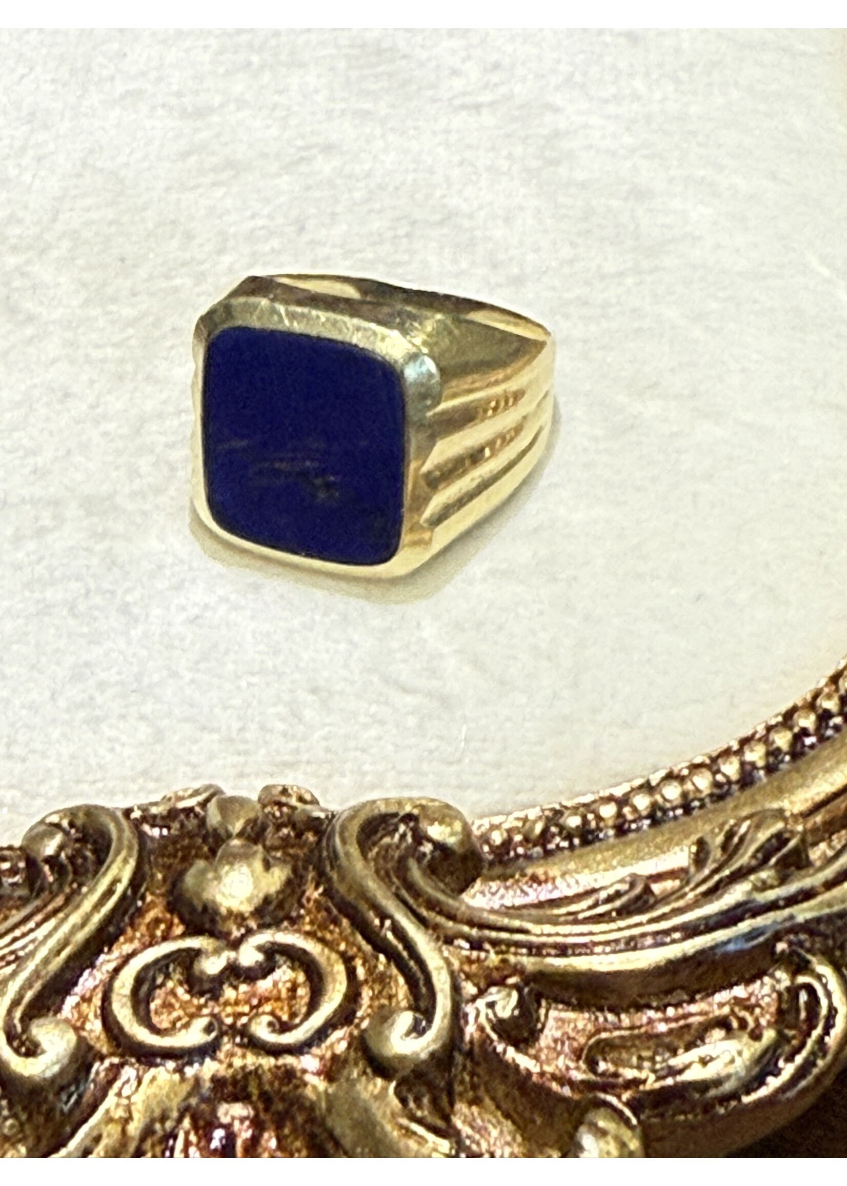 Vintage & Occasion Geelgouden ring 14k met blauwe steen - maat 19
