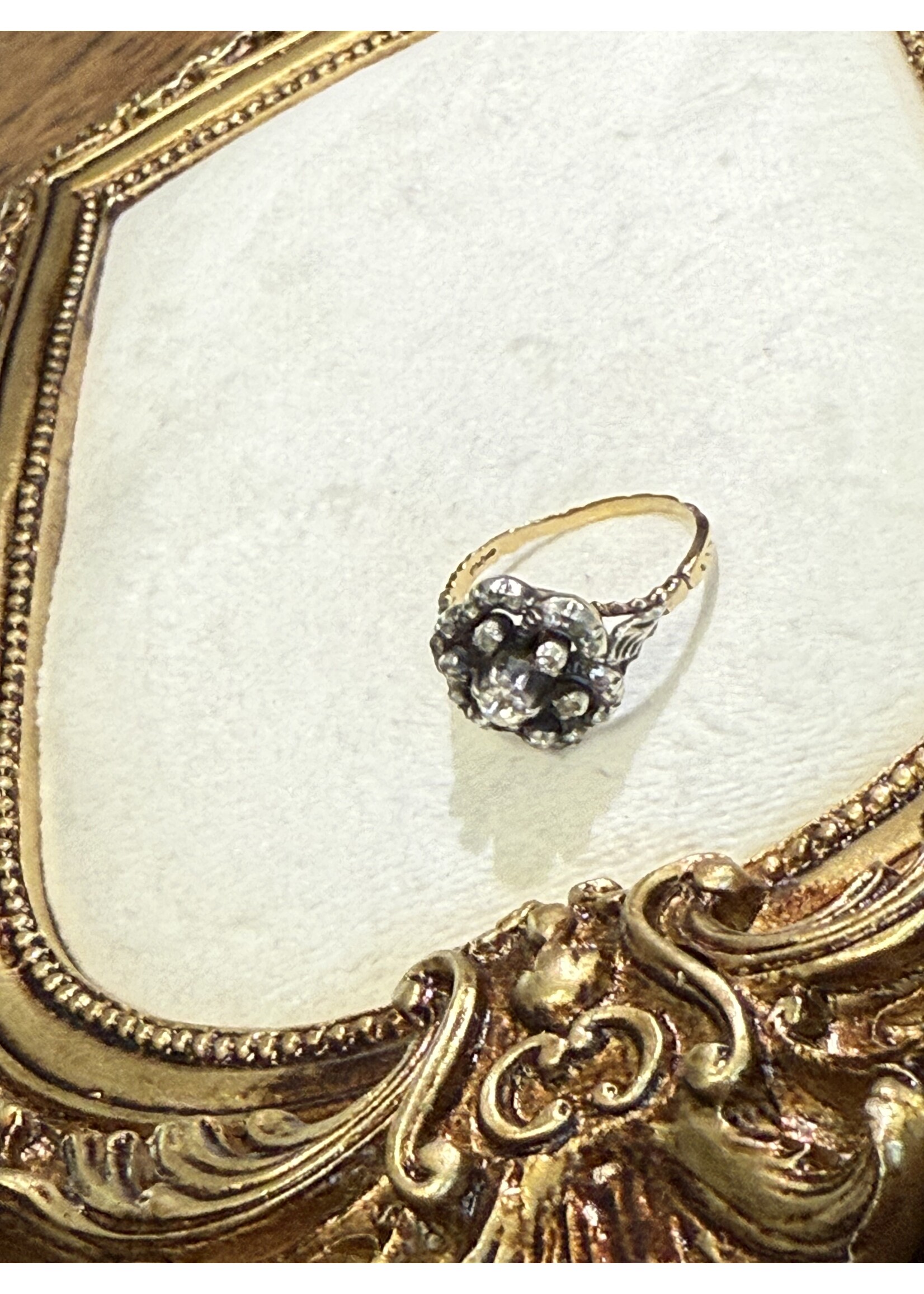 Vintage & Occasion Ring vintage met roos diamant in rozet - maat 19