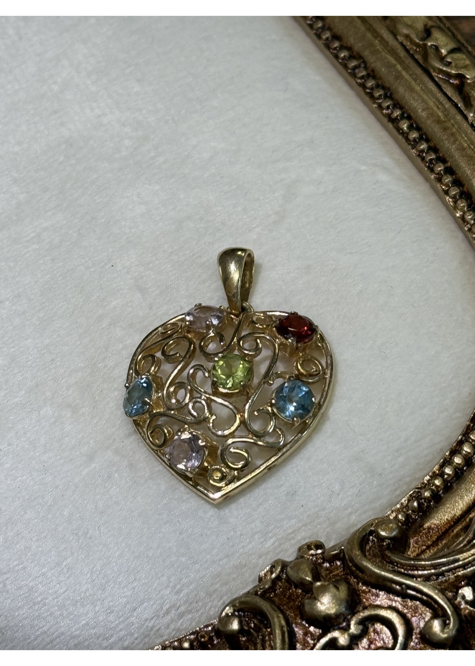 Vintage & Occasion Geelgouden 14k  hanger hart met kleurstenen