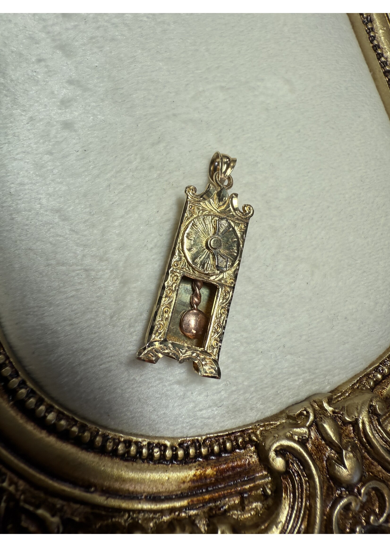 Vintage & Occasion Geelgouden hanger klok Beverley hills gold 14k