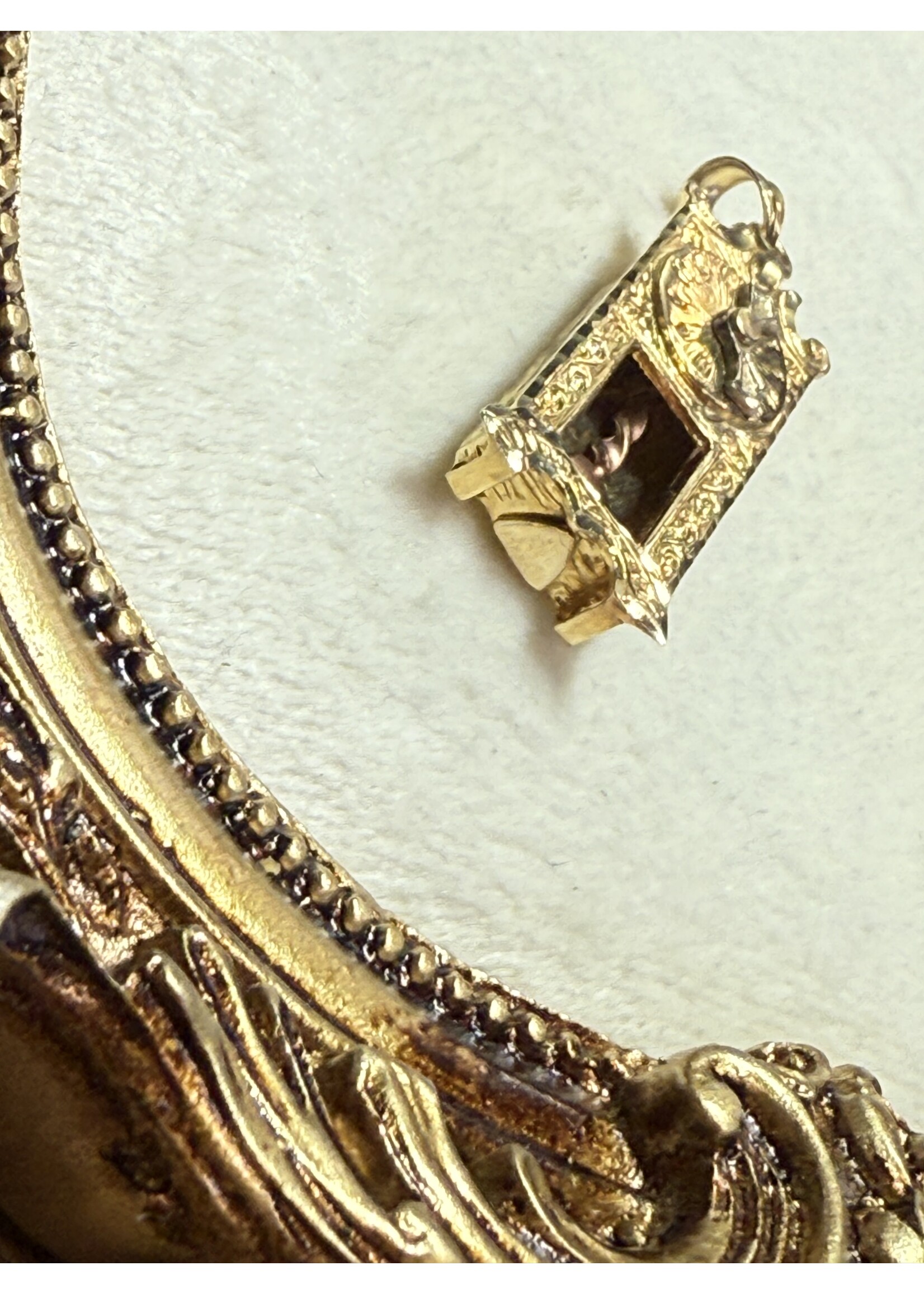 Vintage & Occasion Geelgouden hanger klok Beverley hills gold 14k