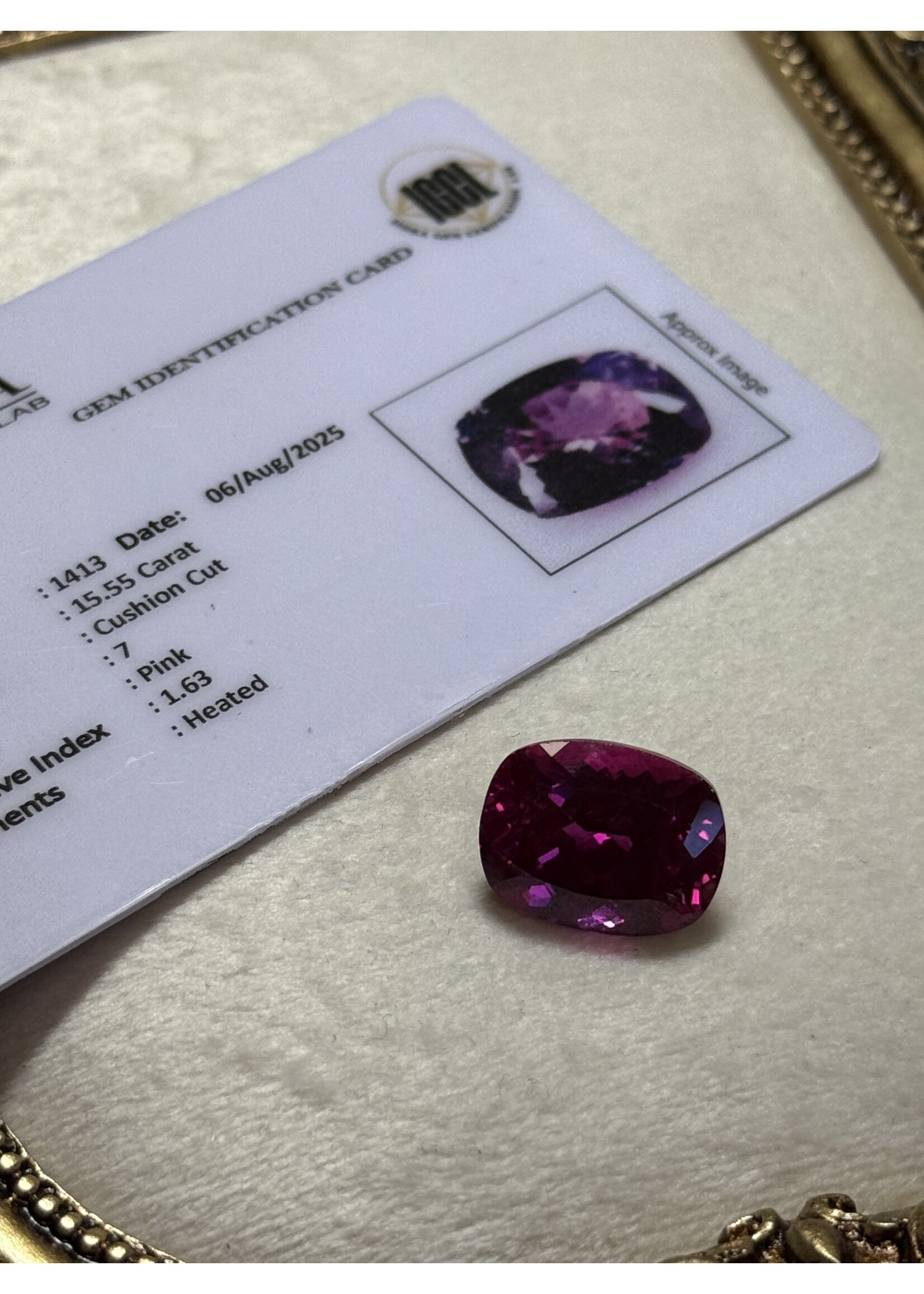 Cataleya jewels Naturel Danburite 15.55 carat