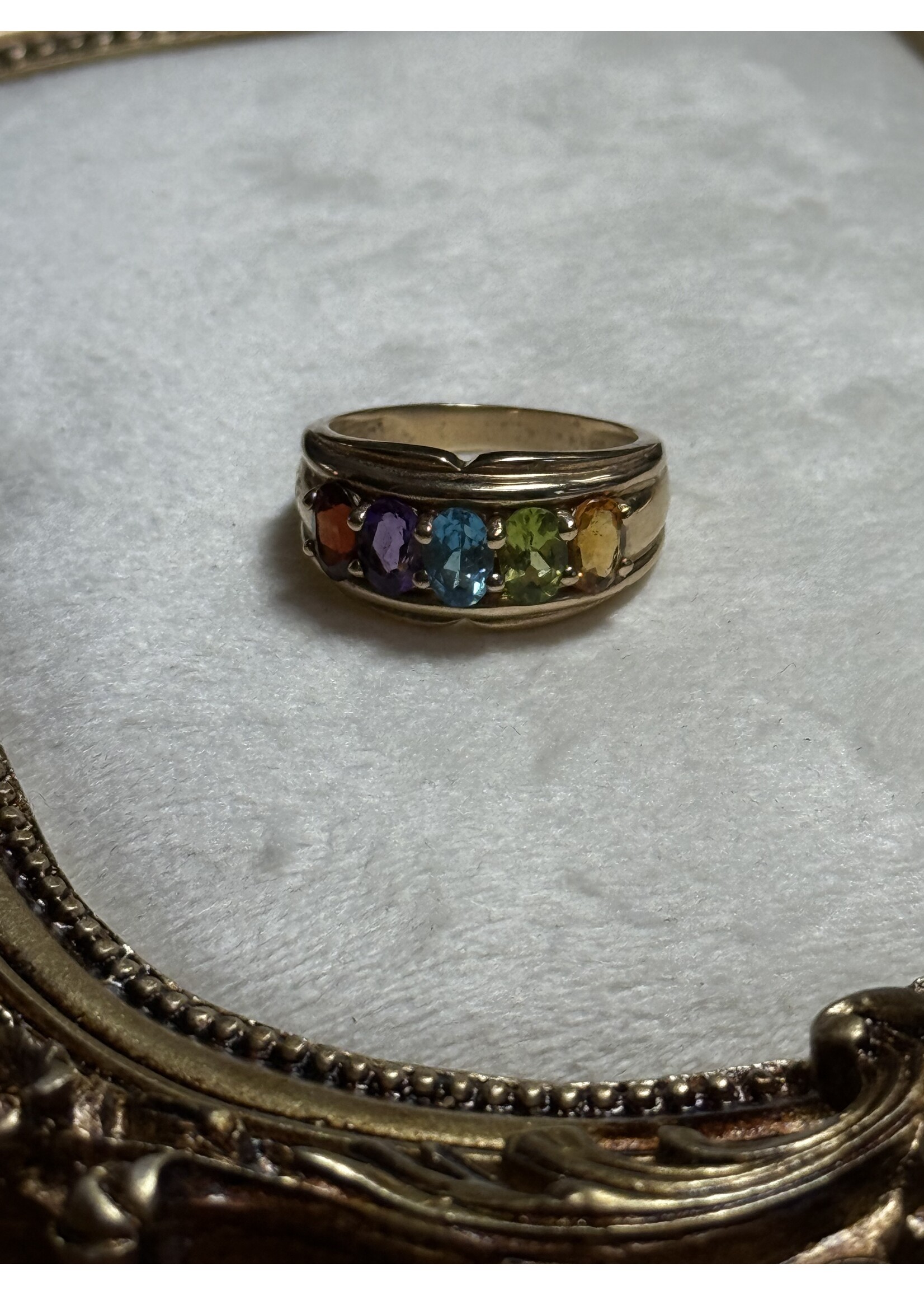 Vintage & Occasion Geelgouden ring met multicolor steentjes - maat 19