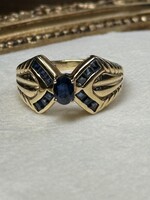 Vintage & Occasion Geelgouden ring met saffier - maat 19.5