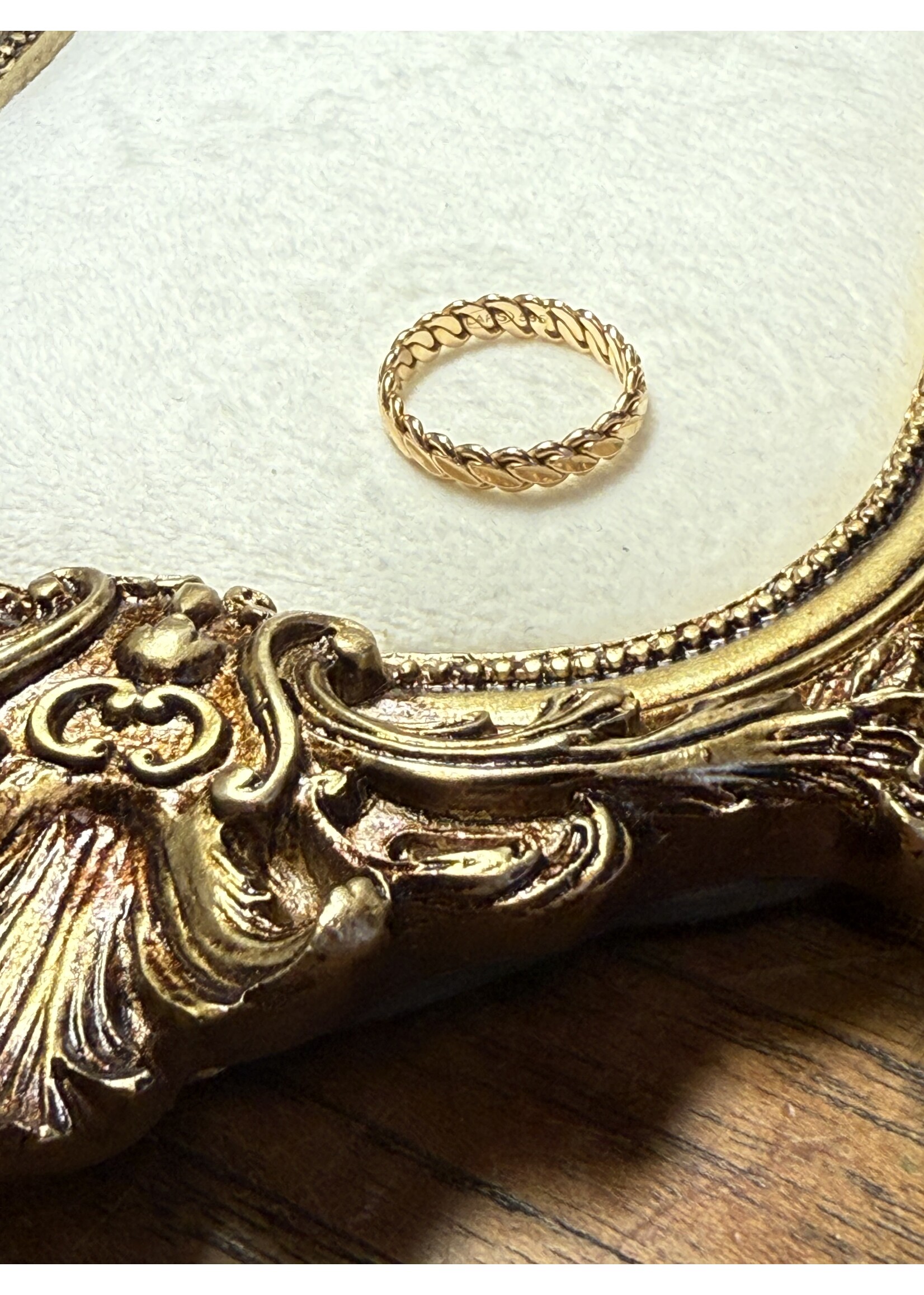 Vintage & Occasion Geelgouden Burma ring 14k - maat 16.5
