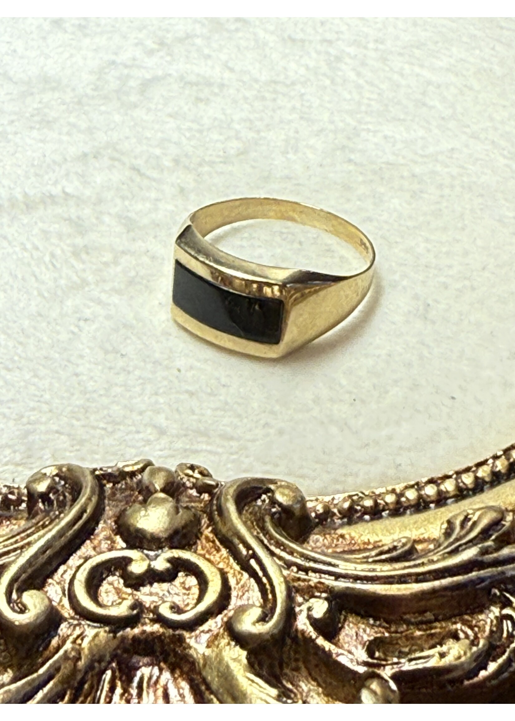 Vintage & Occasion Zegelring goud 14k met onyx