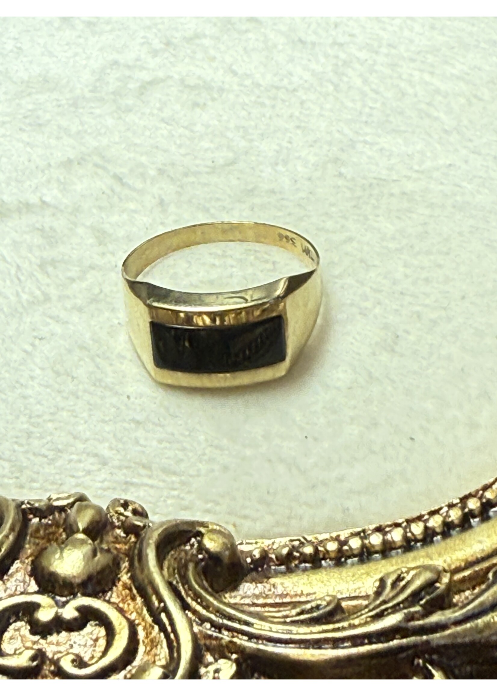 Vintage & Occasion Zegelring goud 14k met onyx