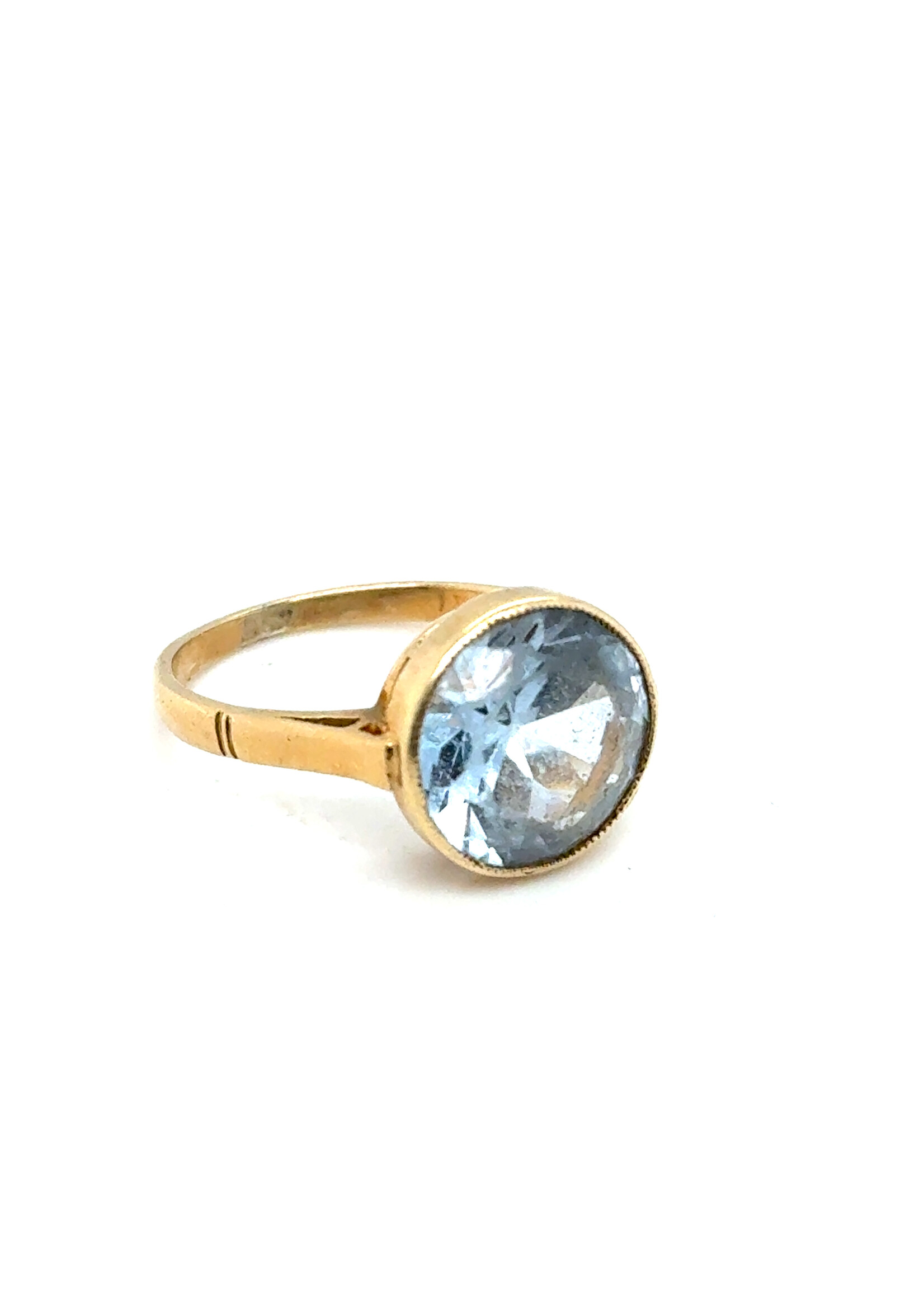 Vintage & Occasion Geelgouden occasion ring met blauwe steen - maat 16.5