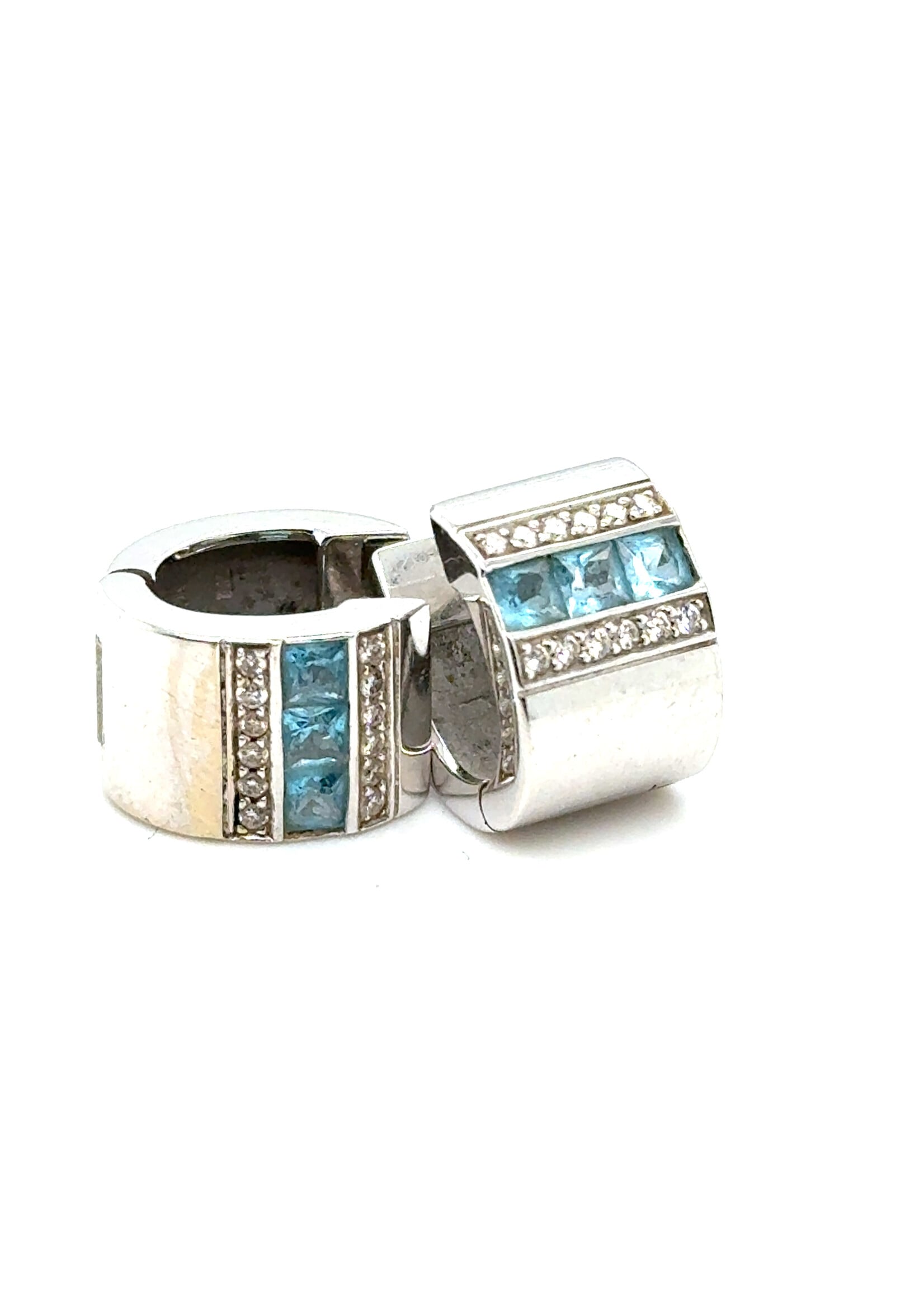 Vintage & Occasion LEchic Witgouden 14k met briljant en topaas 14k