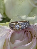 Vintage & Occasion Geelgouden ring met briljant geslepen diamant  ongeveer 1.20 ct - maat 18