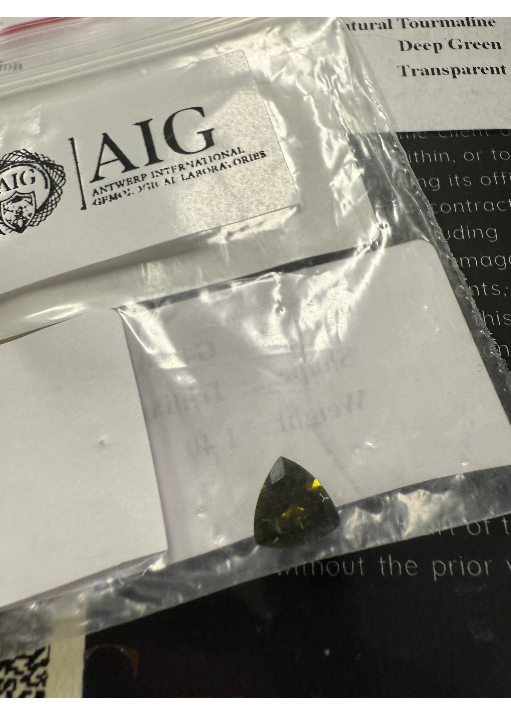 Vintage & Occasion Aig naturel tourmaline 1.40 trillant diep groen