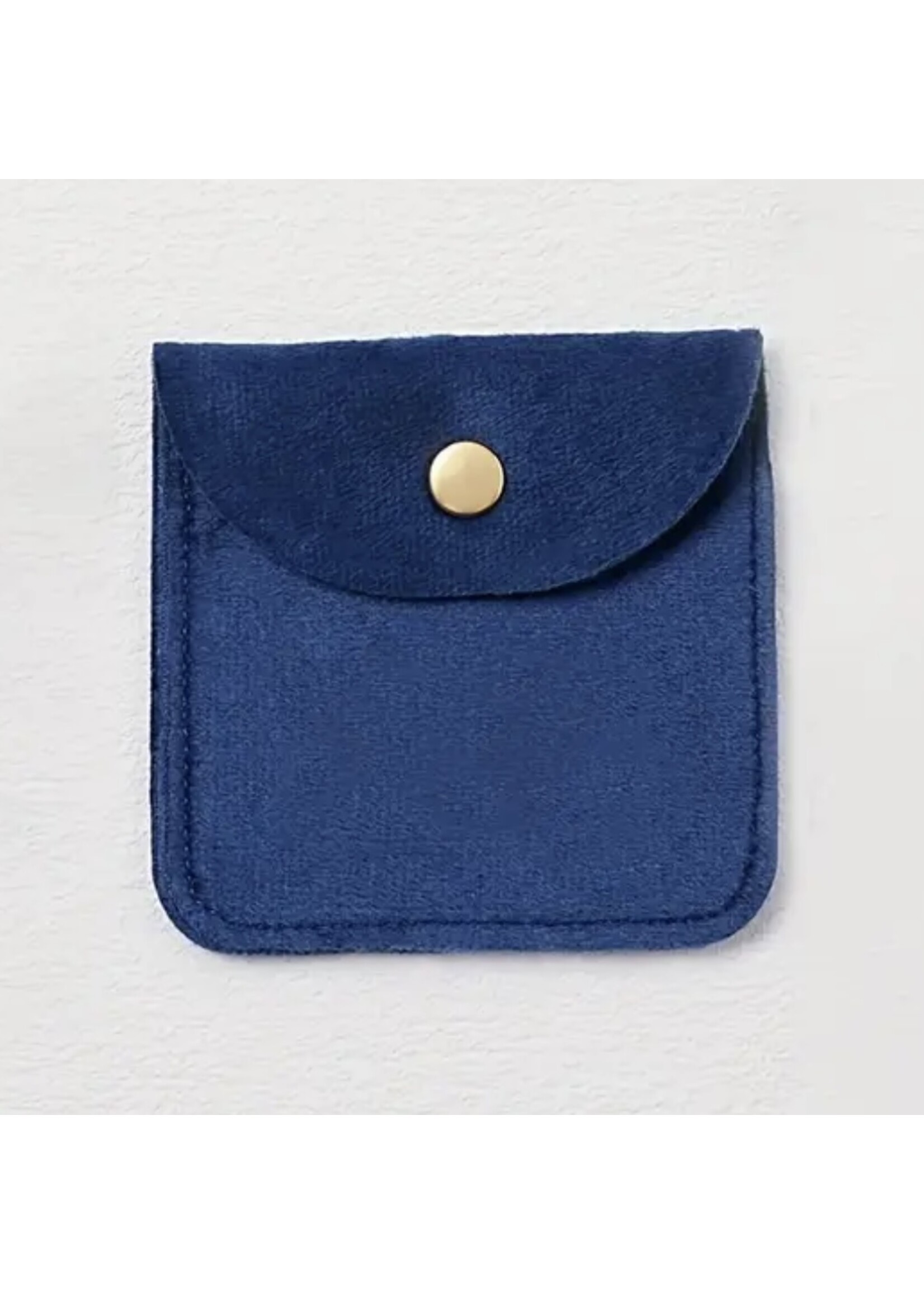Fluwelen bewaar-envelopje voor sieraden